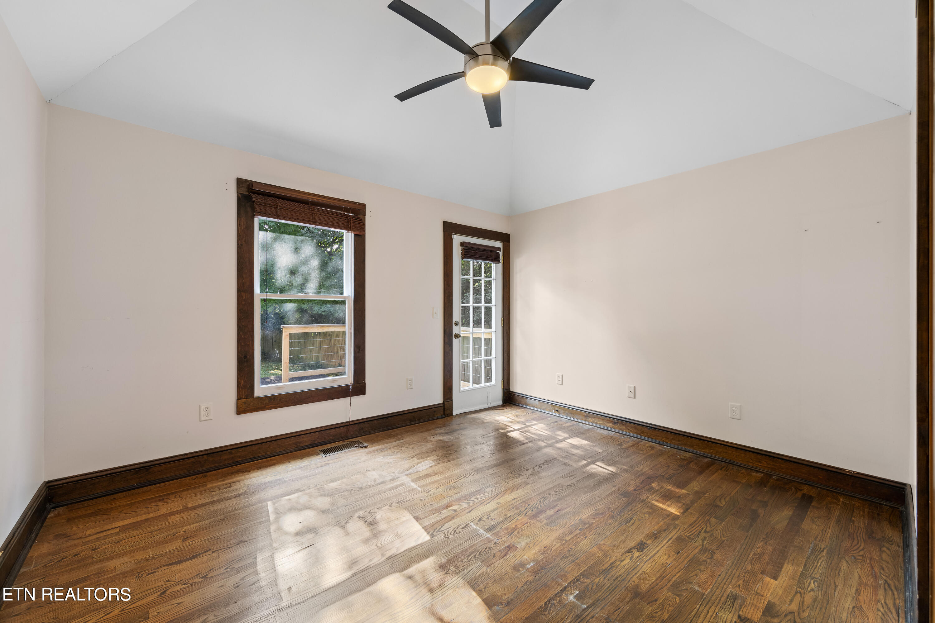 1230 Armstrong Avenue Knoxville TN 37917