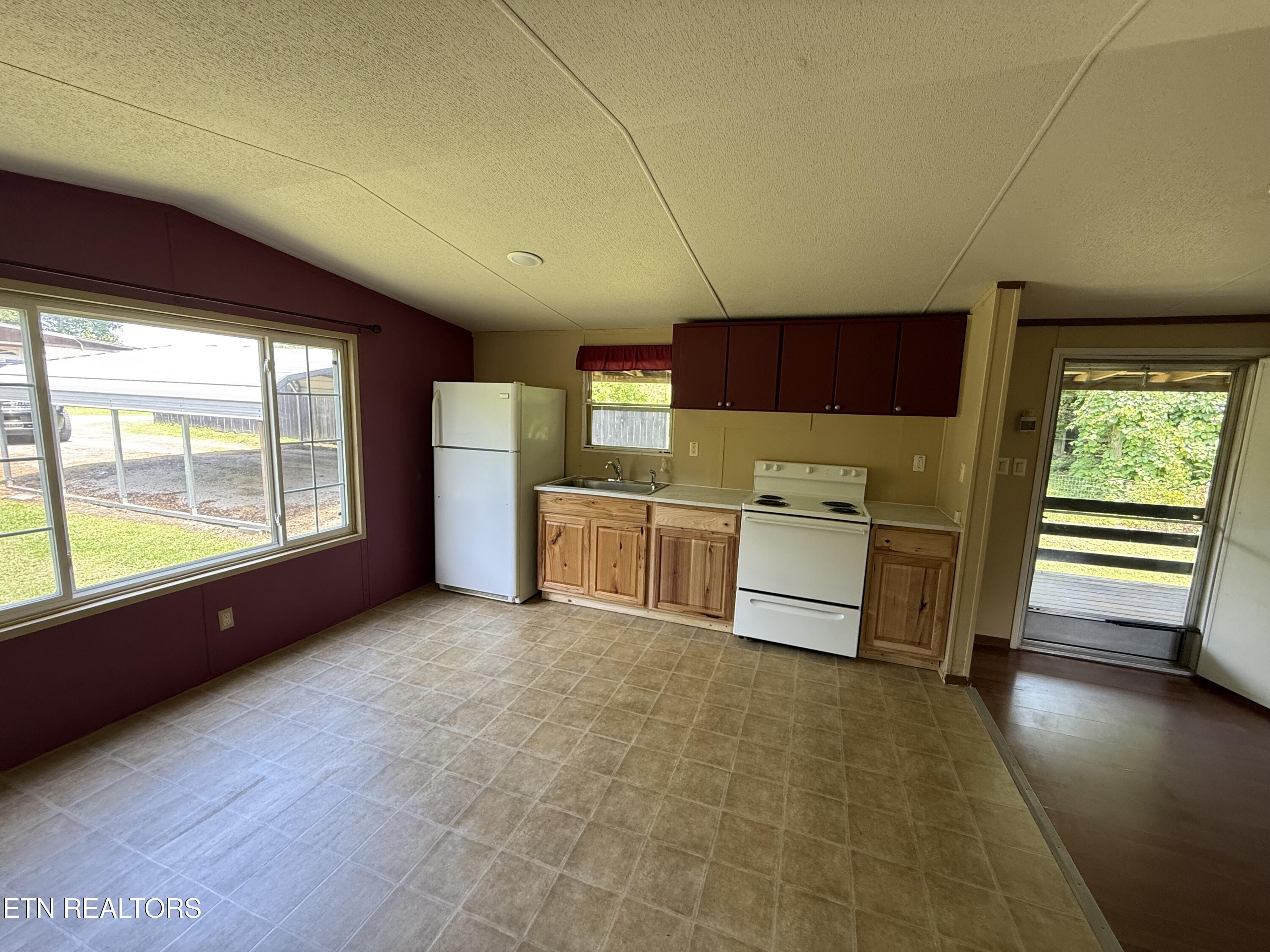 119 Clayborn Avenue Jamestown TN 38556