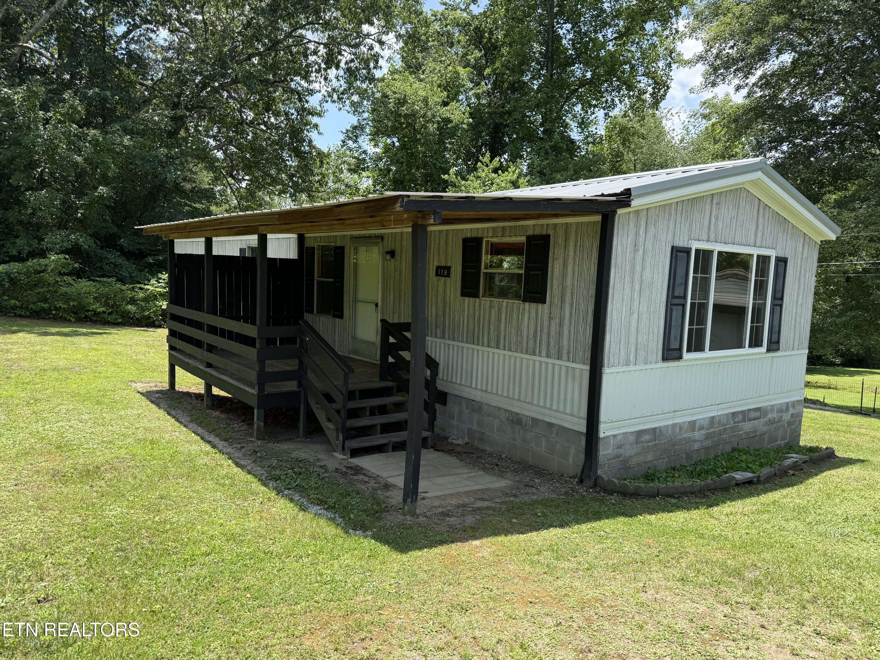 119 Clayborn Avenue Jamestown TN 38556