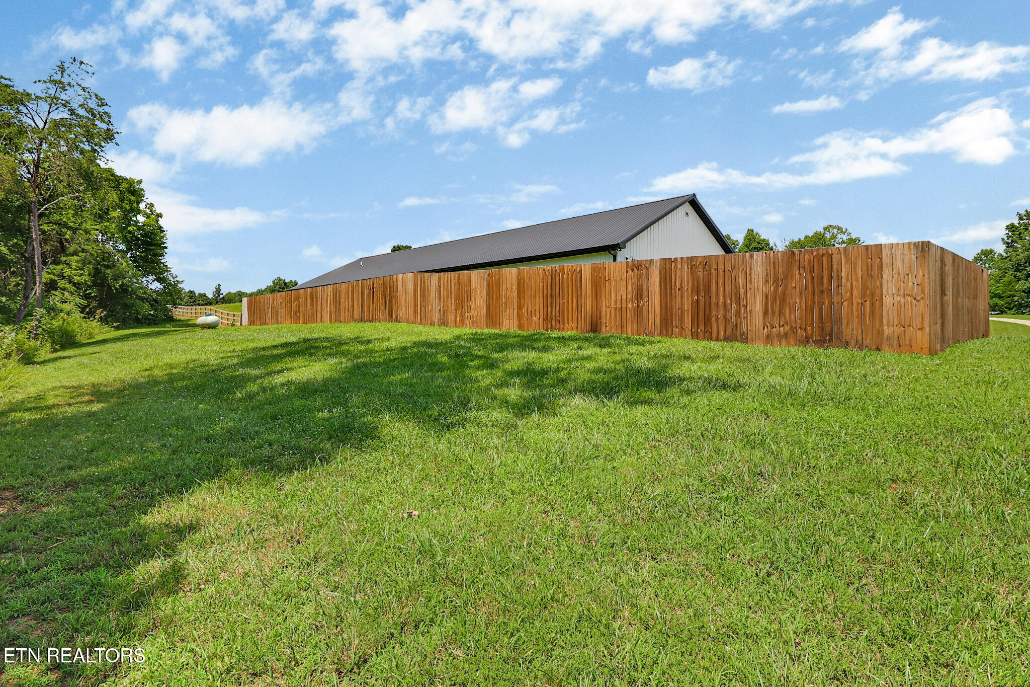 2175 N Lick Creek Road Byrdstown TN 38549