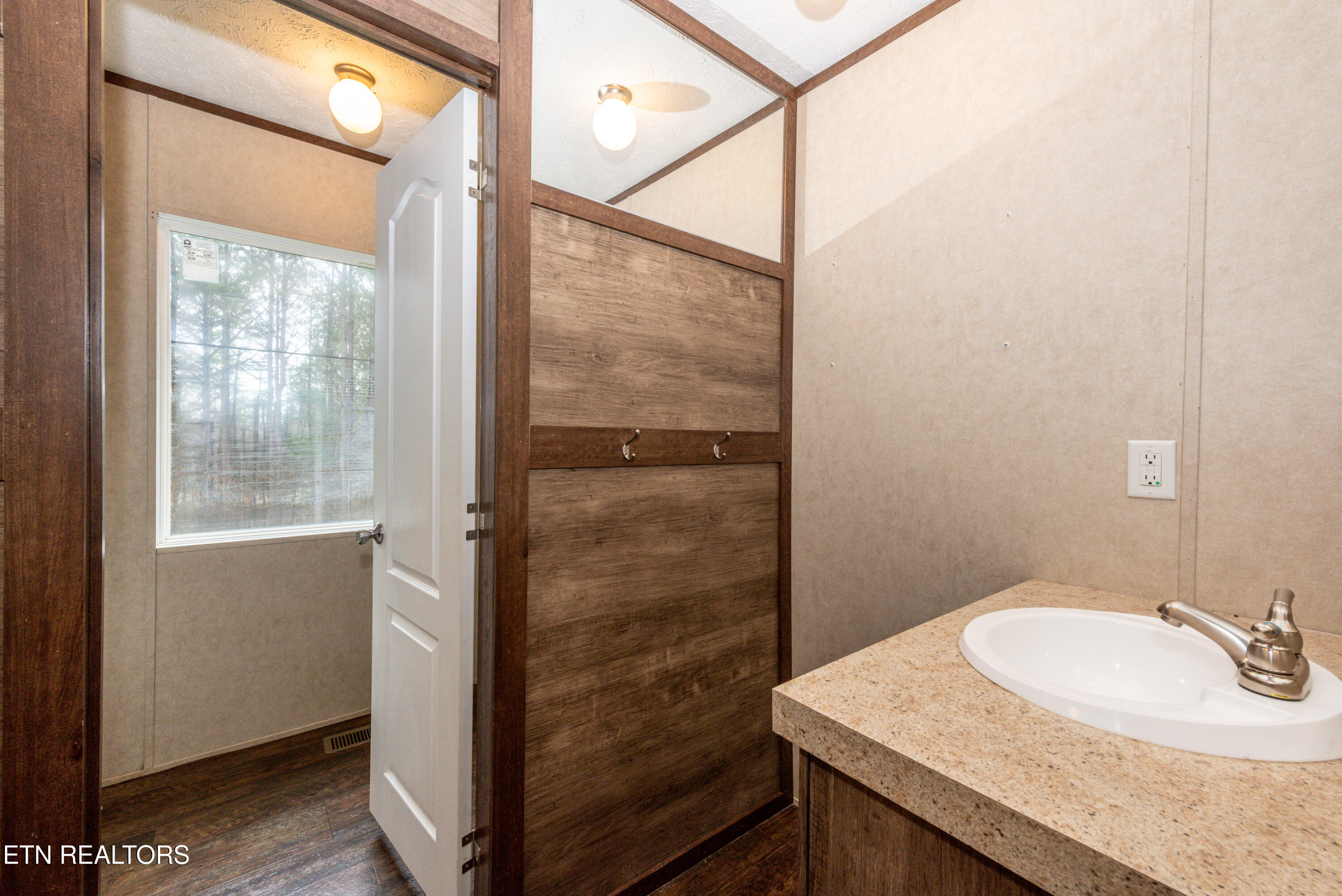 171 Jd Farm Road Tellico Plains TN 37385