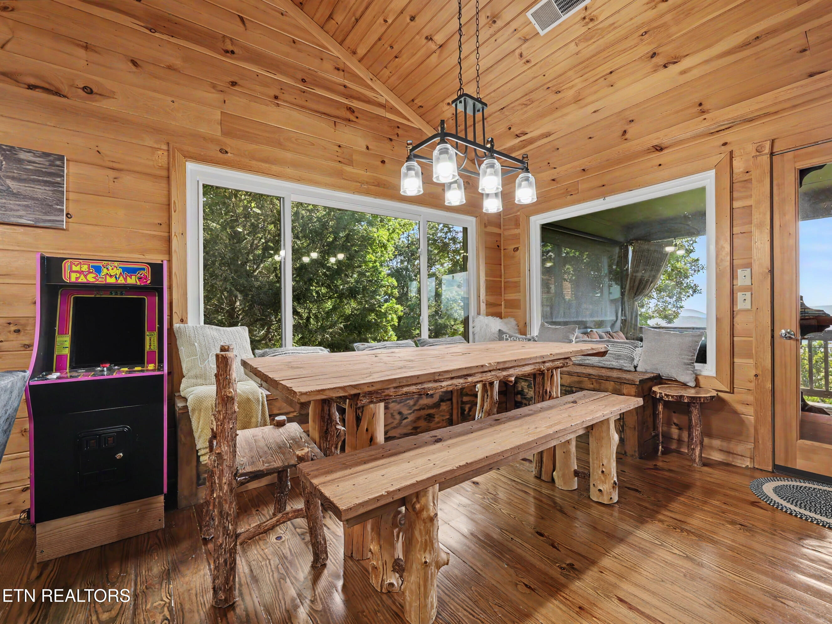 714 Shell Mountain Road Sevierville TN 37876