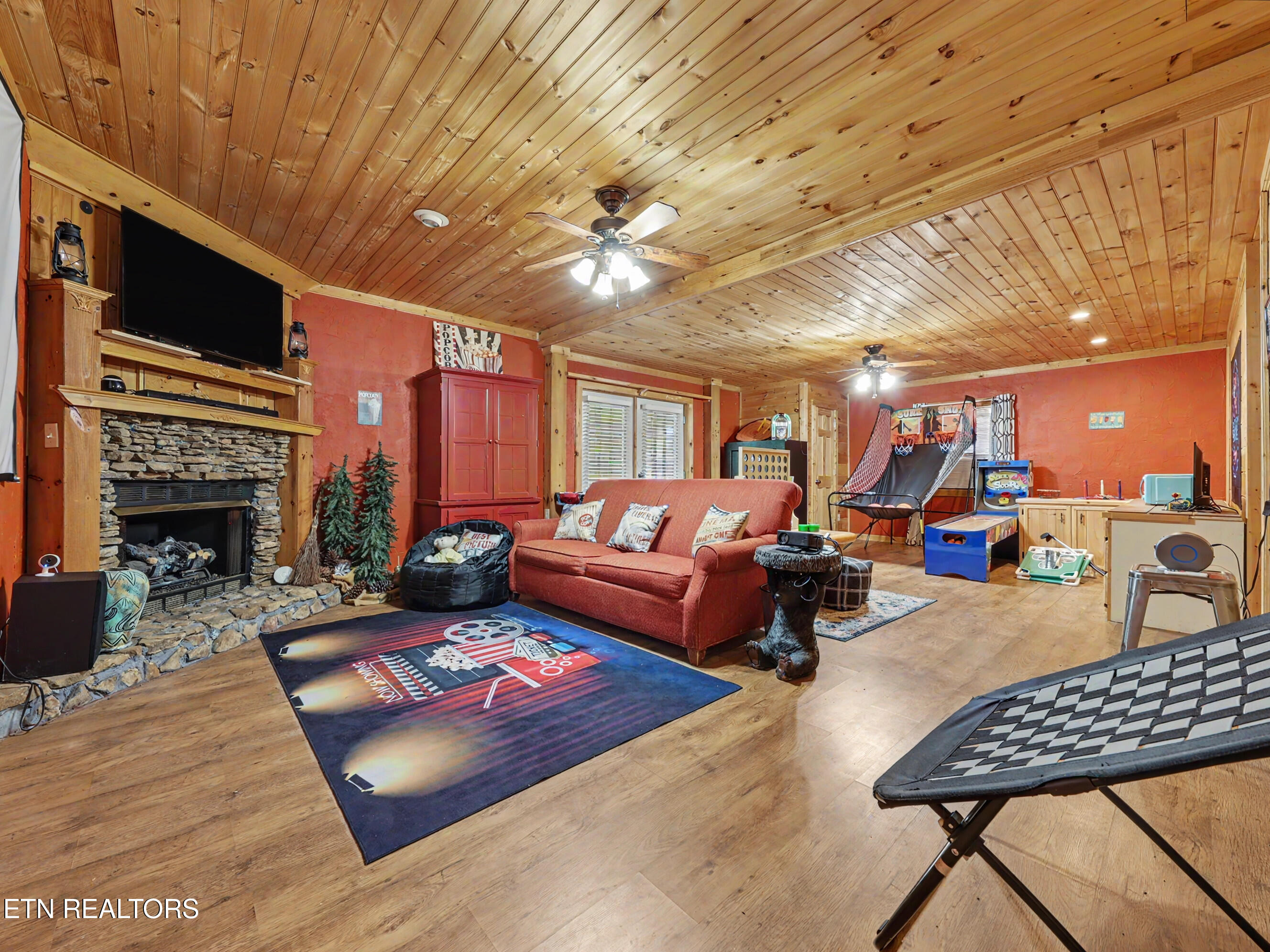 714 Shell Mountain Road Sevierville TN 37876