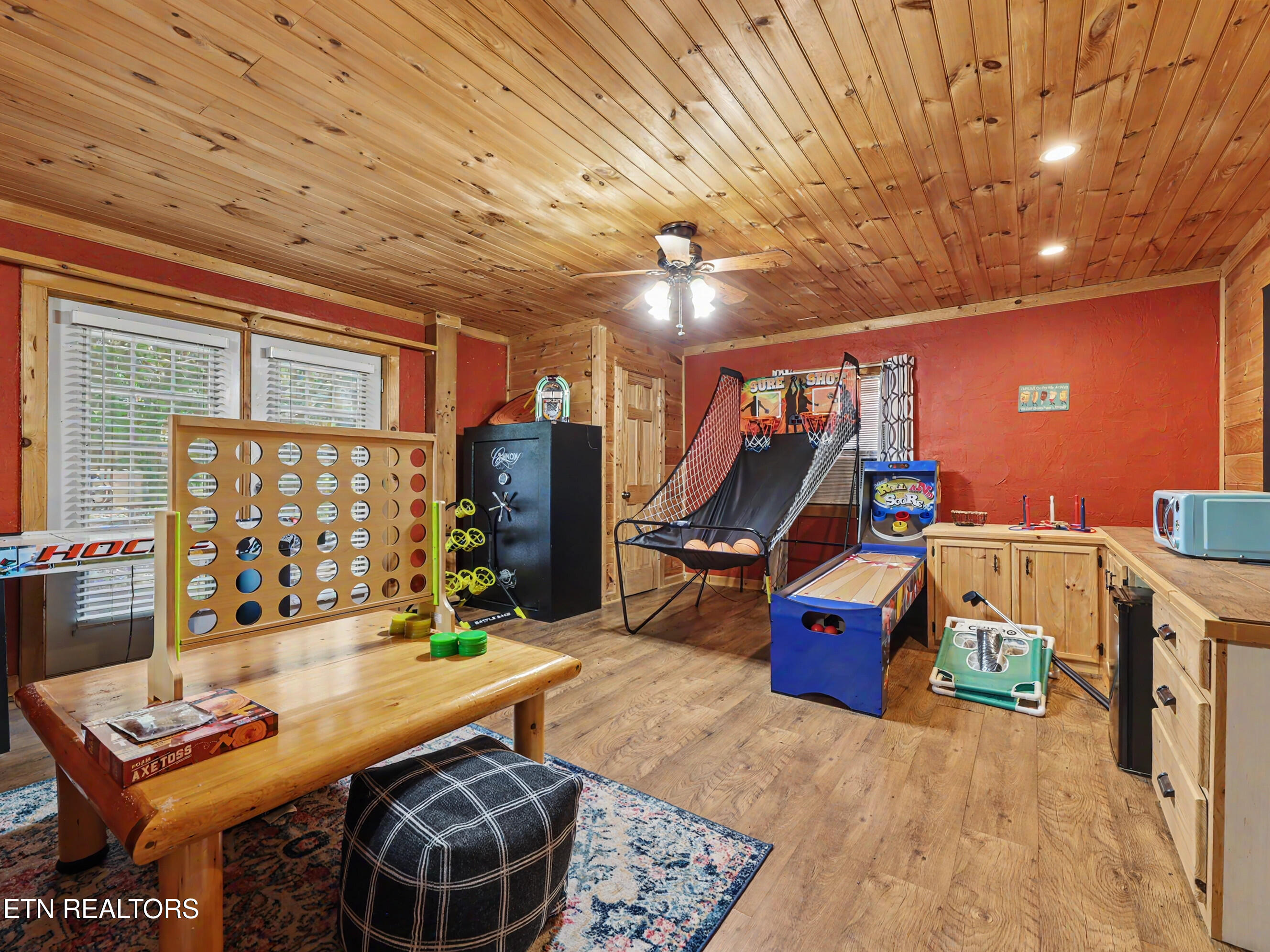 714 Shell Mountain Road Sevierville TN 37876