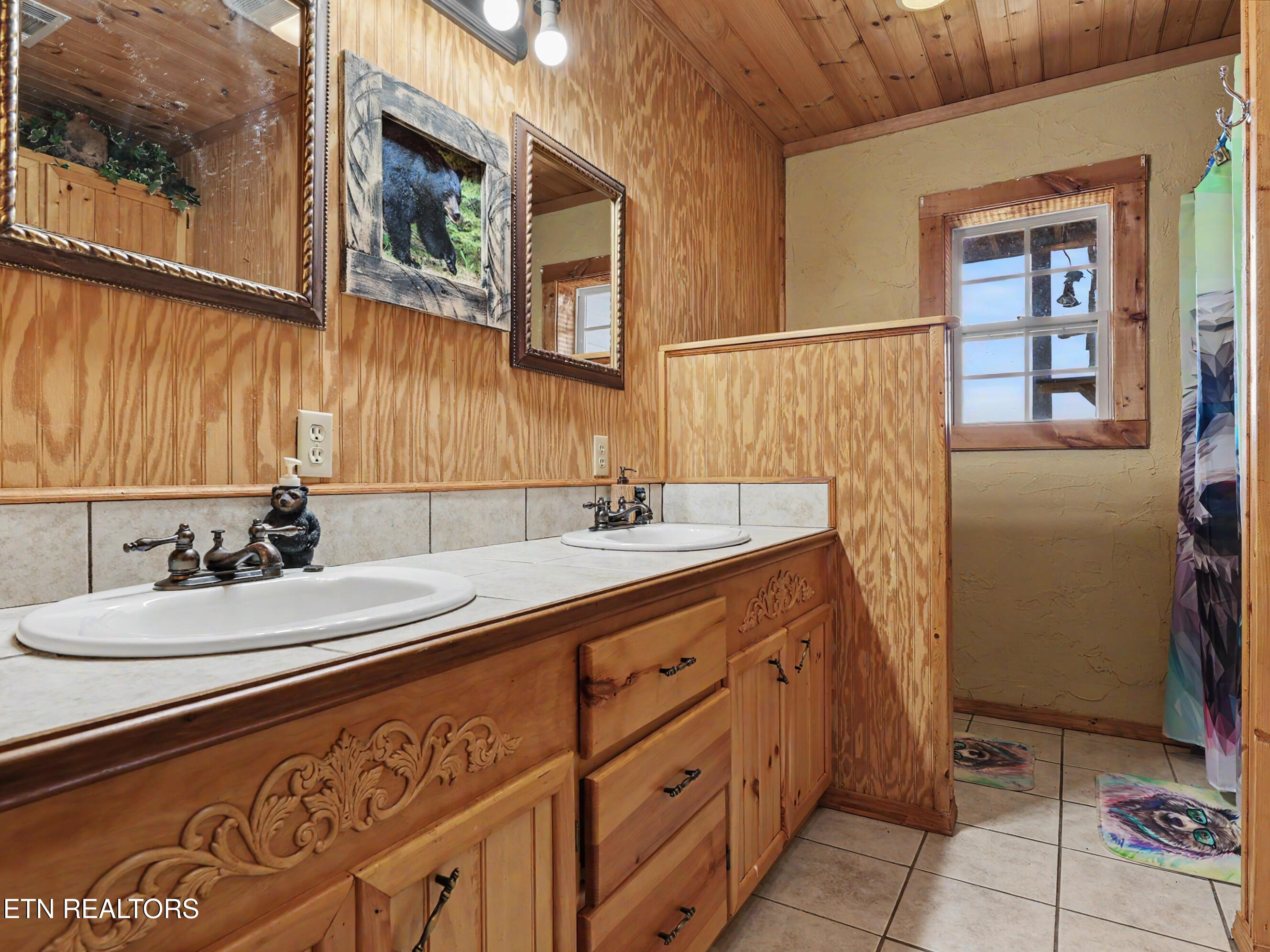 714 Shell Mountain Road Sevierville TN 37876