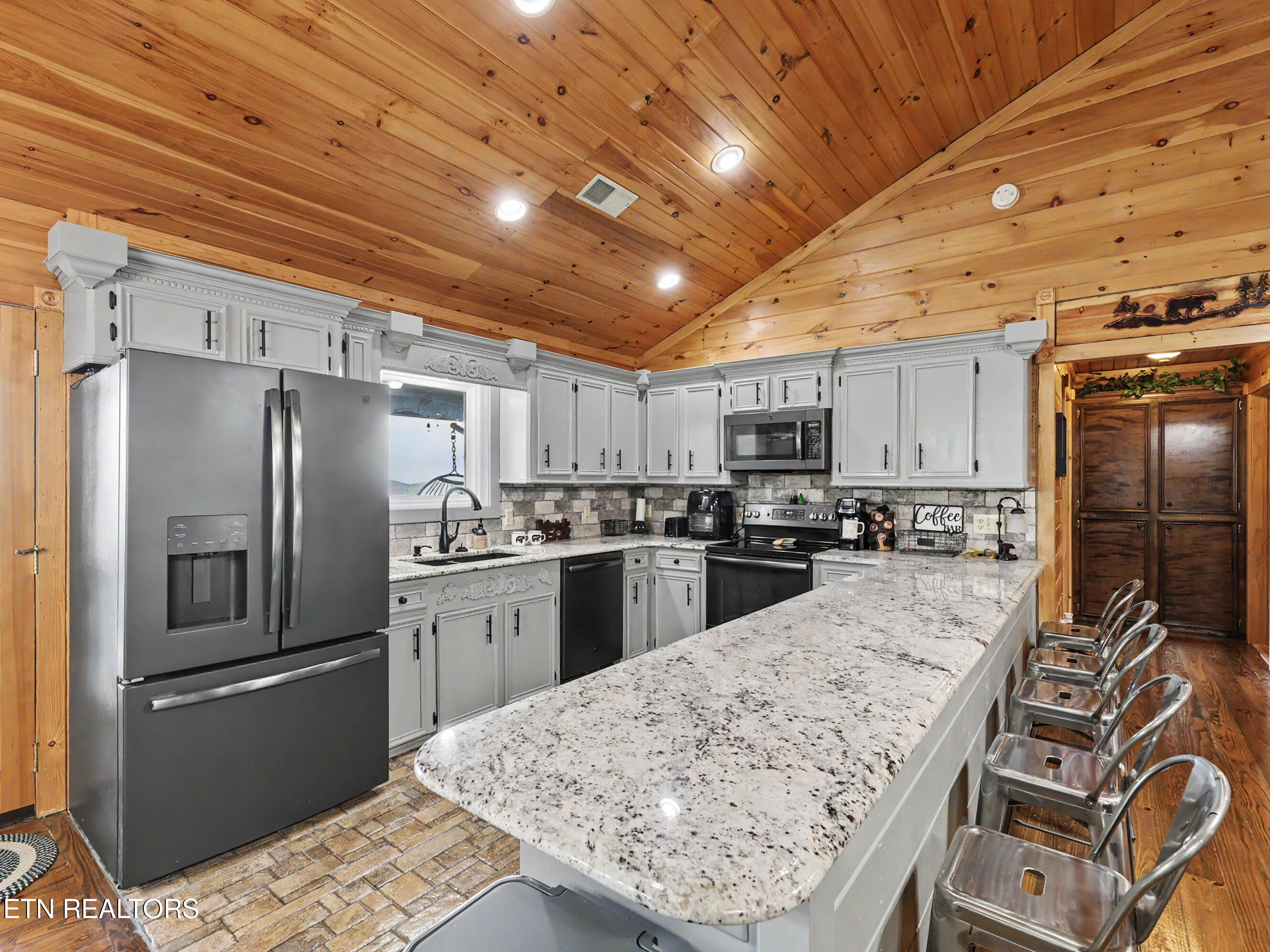 714 Shell Mountain Road Sevierville TN 37876