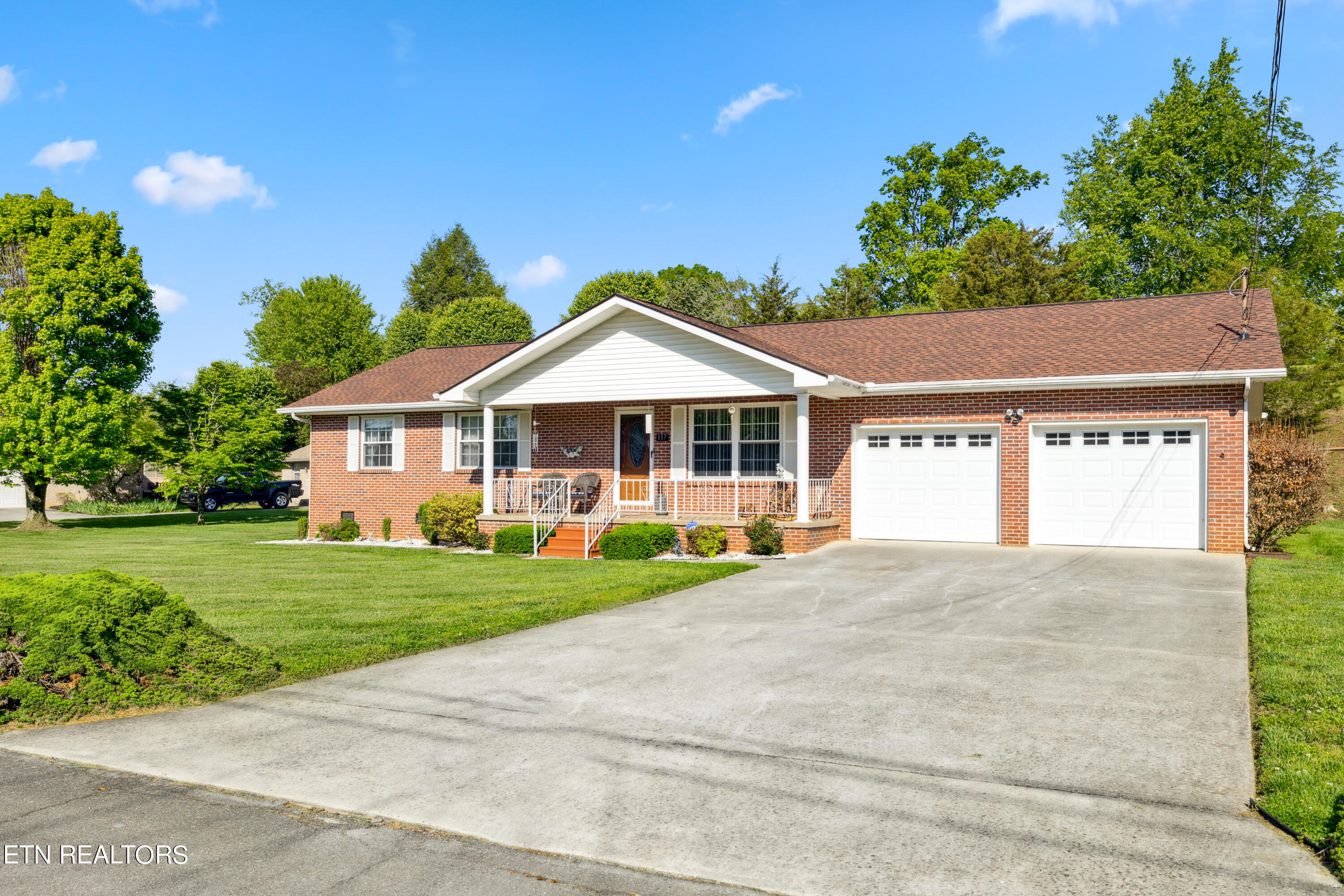 117 Grace Circle Clinton TN 37716