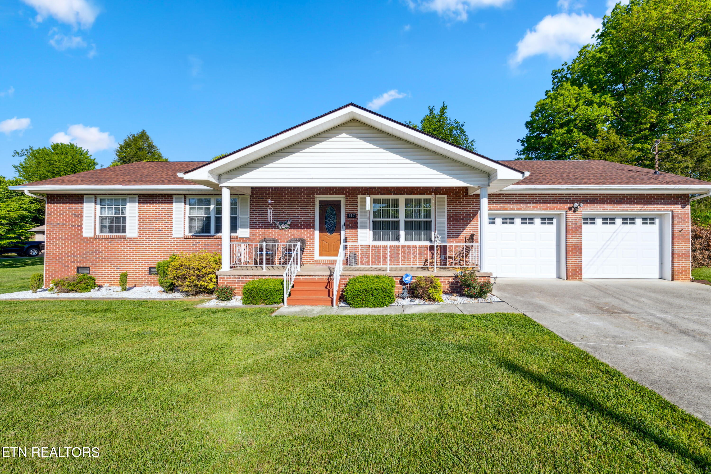 117 Grace Circle Clinton TN 37716