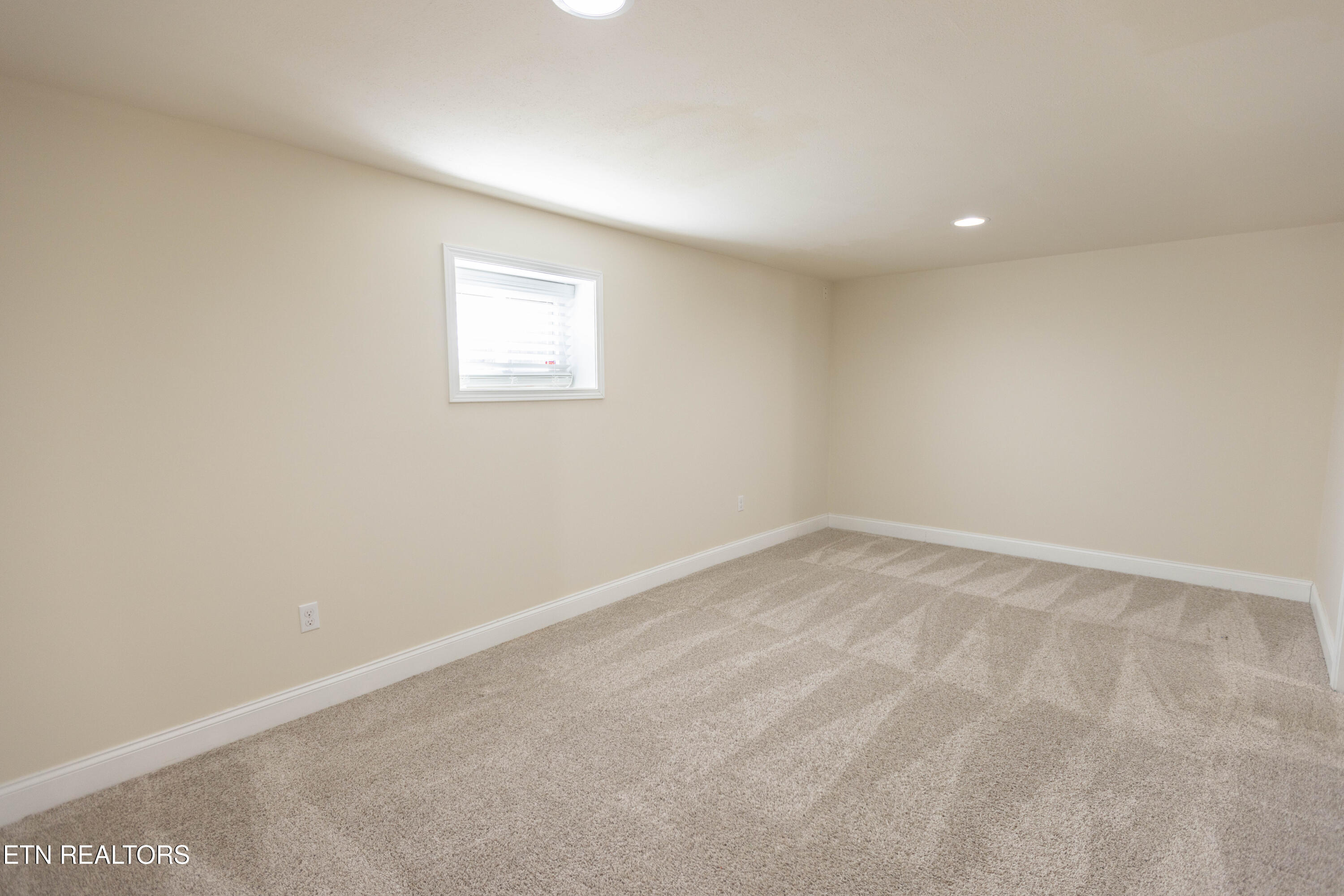 1716 Doningham Drive Knoxville TN 37918