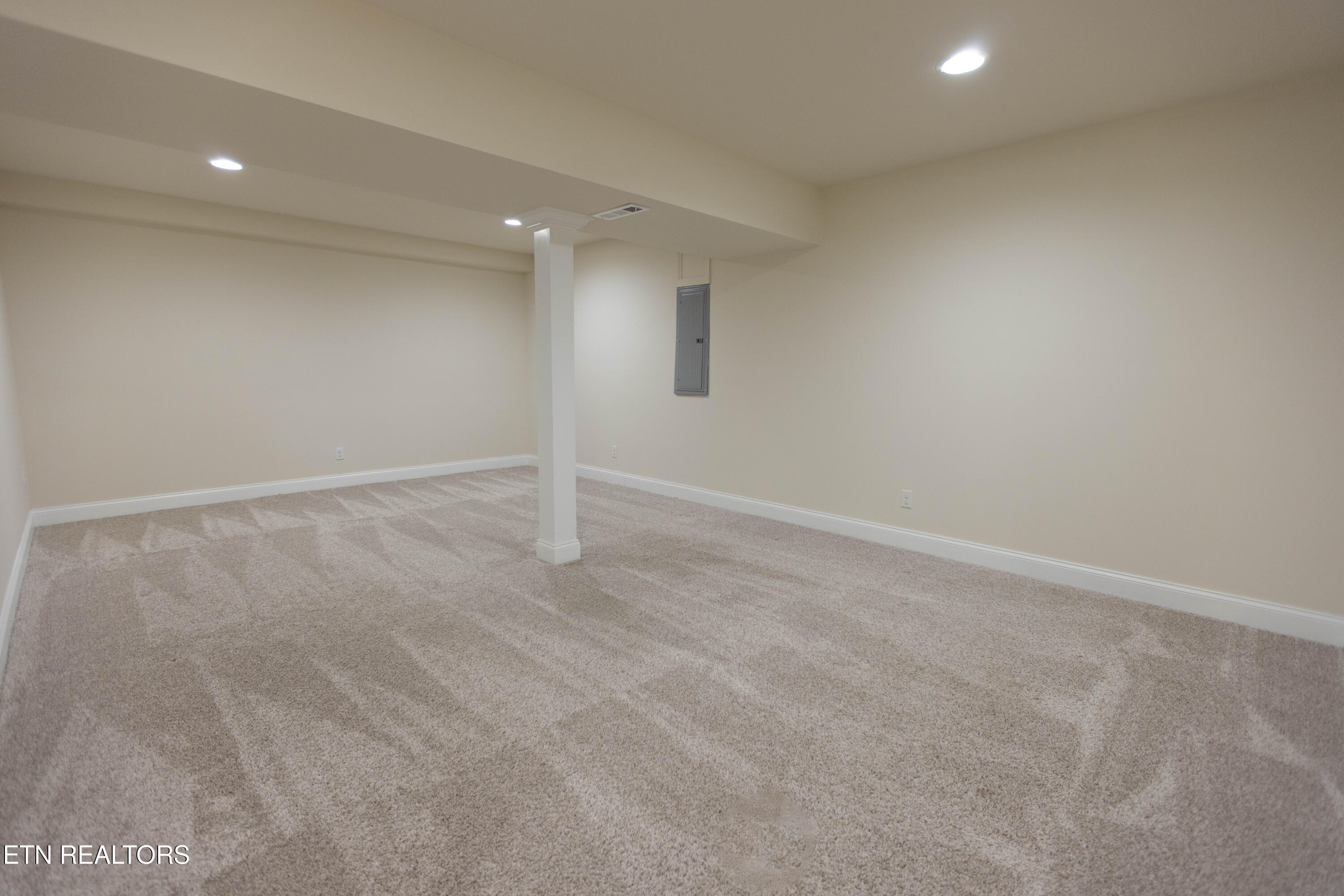 1716 Doningham Drive Knoxville TN 37918