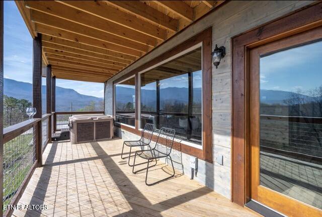 719 Upper Windsor Way Gatlinburg TN 37738