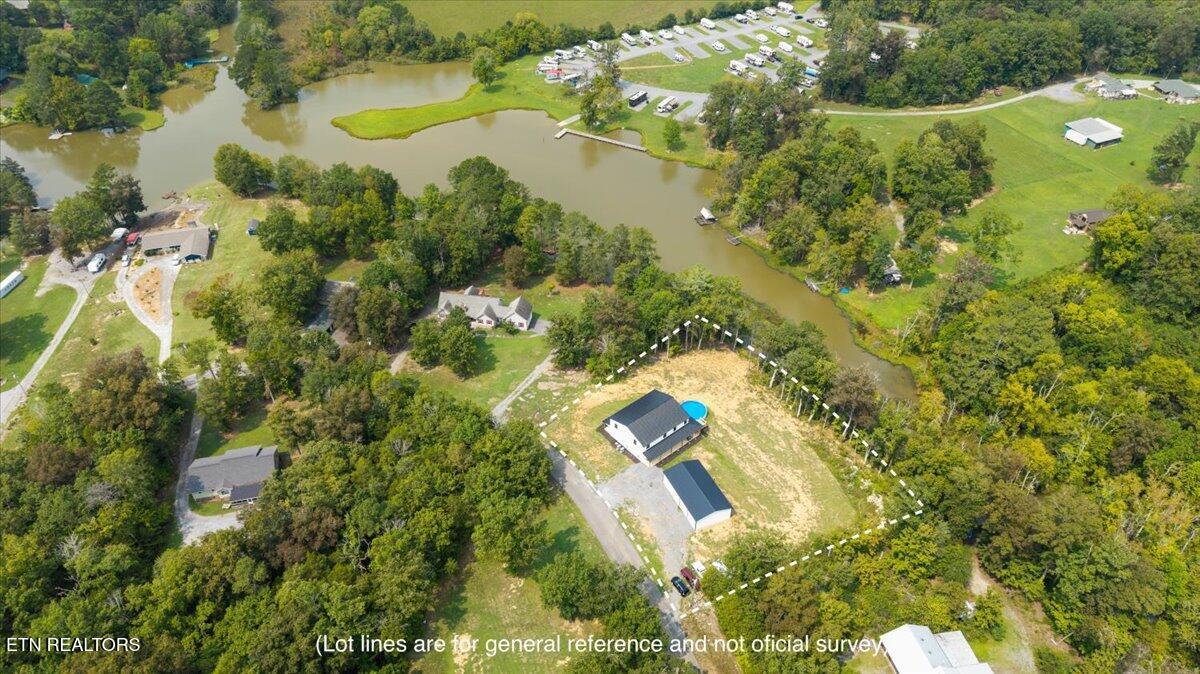 132 Hiwassee Drive Decatur TN 37322