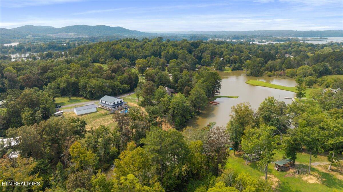132 Hiwassee Drive Decatur TN 37322
