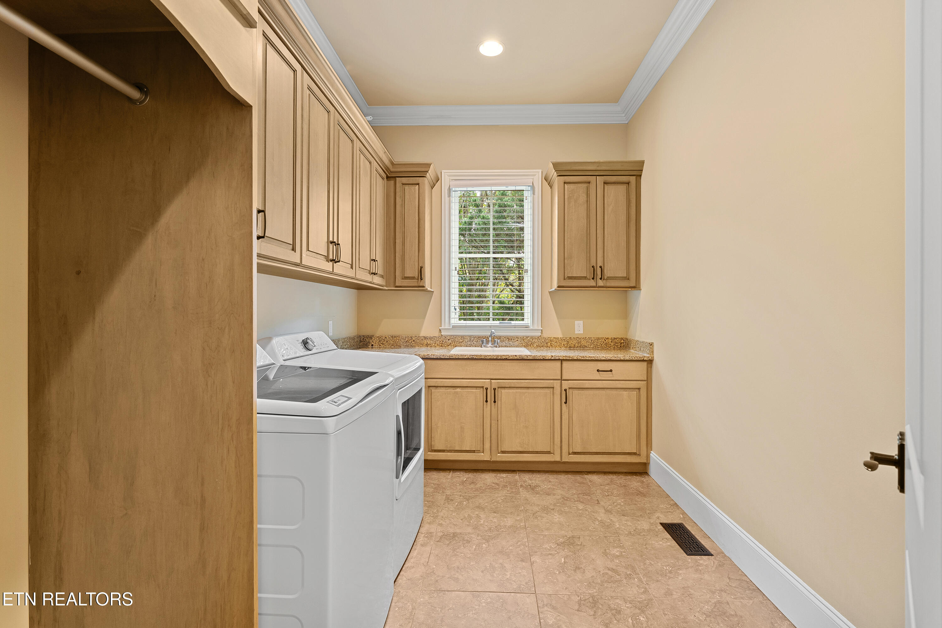 818 Hammock Lane Knoxville TN 37934