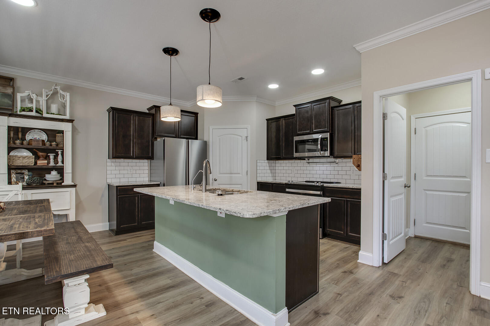 4826 Stoneyhurst Lane Knoxville TN 37918