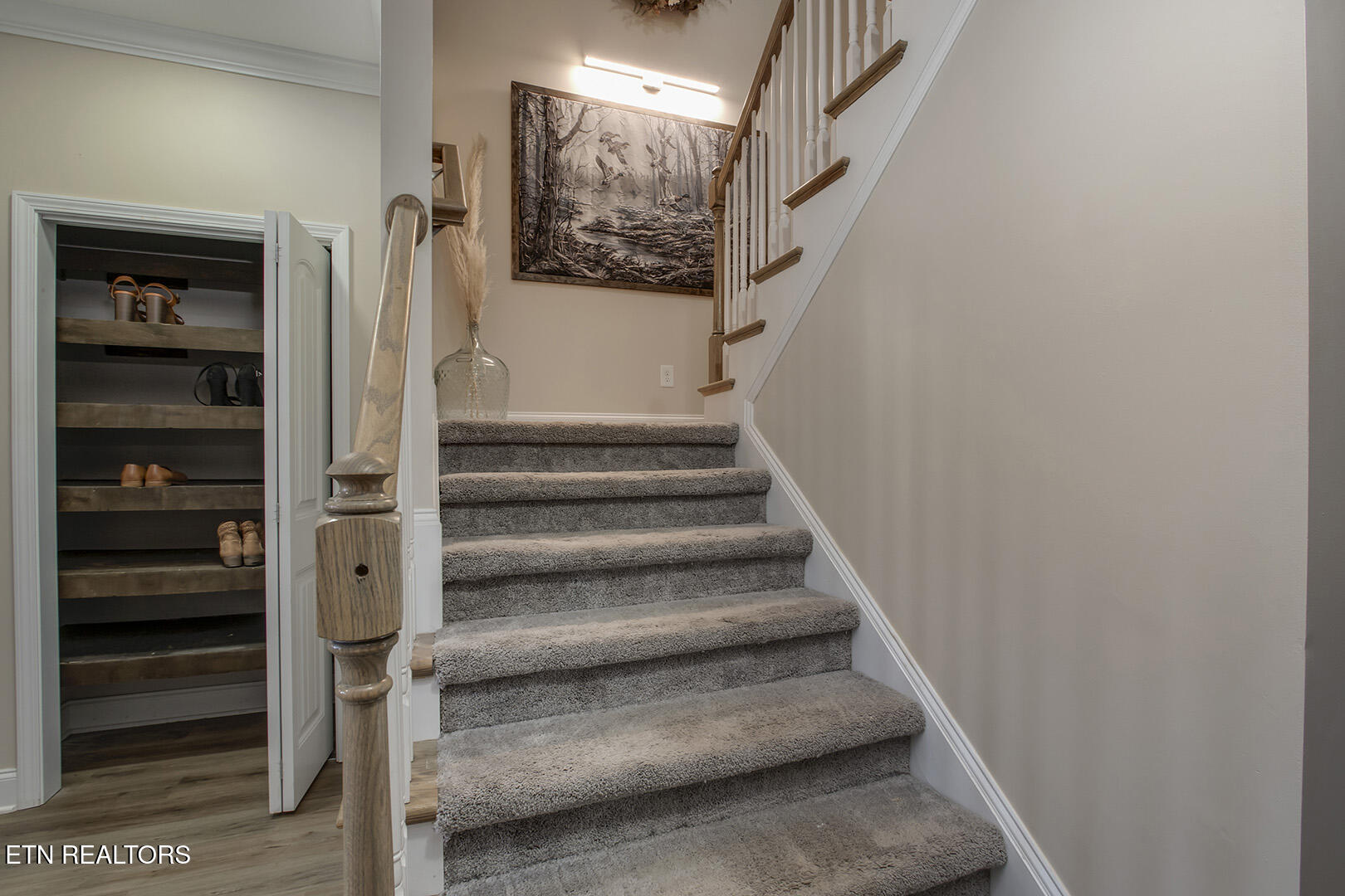 4826 Stoneyhurst Lane Knoxville TN 37918