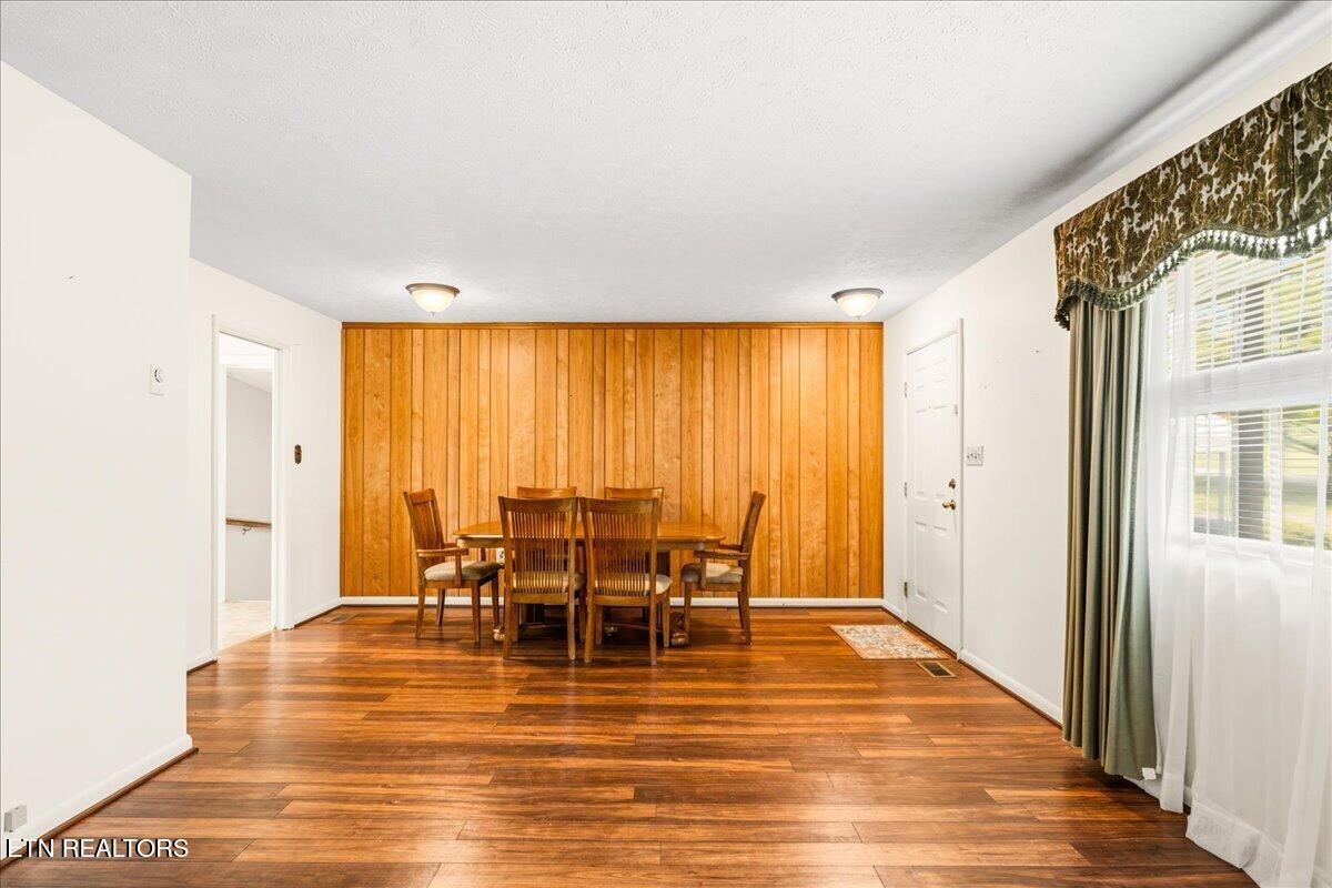 212 Sunset Drive Lafollette TN 37766