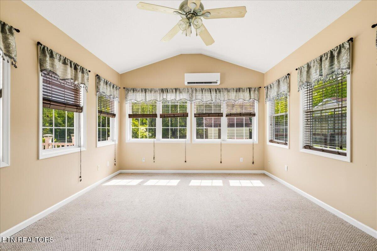 212 Sunset Drive Lafollette TN 37766