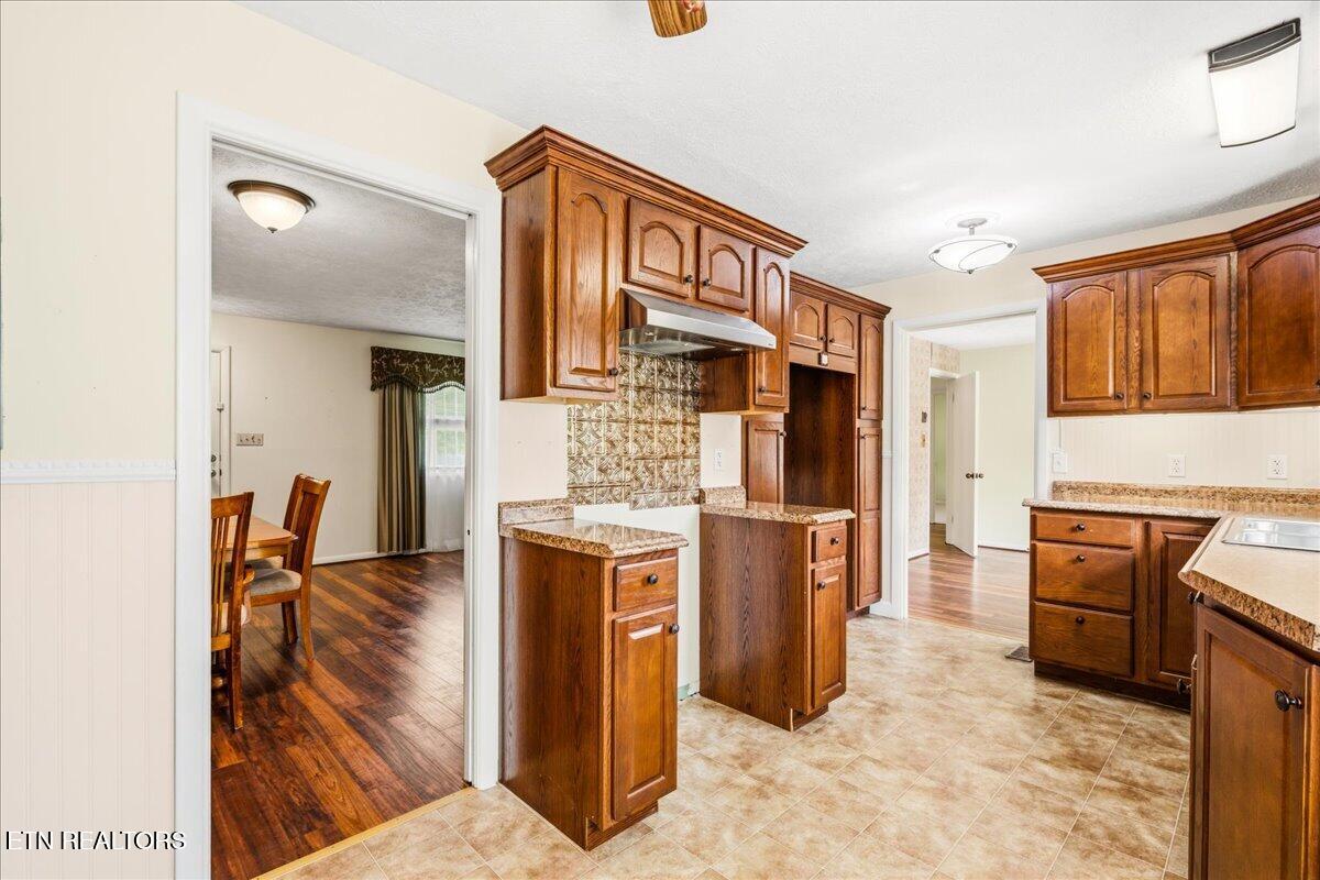 212 Sunset Drive Lafollette TN 37766