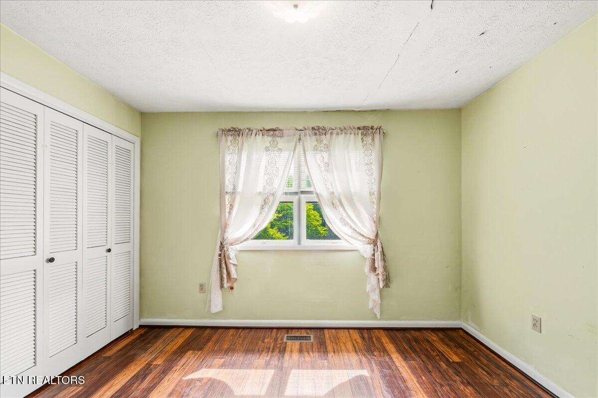 212 Sunset Drive Lafollette TN 37766