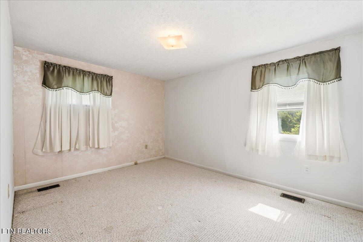 212 Sunset Drive Lafollette TN 37766