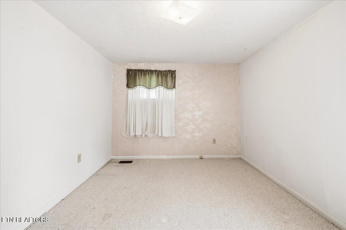 212 Sunset Drive Lafollette TN 37766