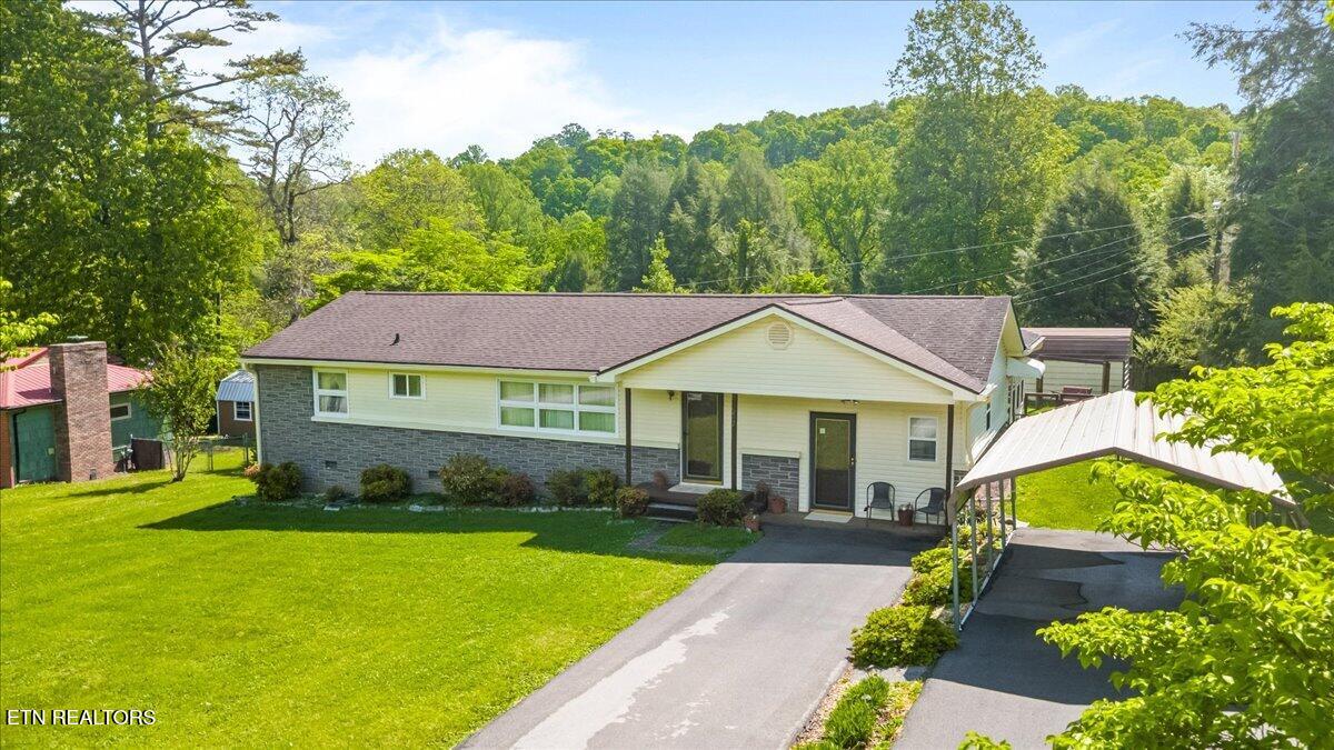 212 Sunset Drive Lafollette TN 37766