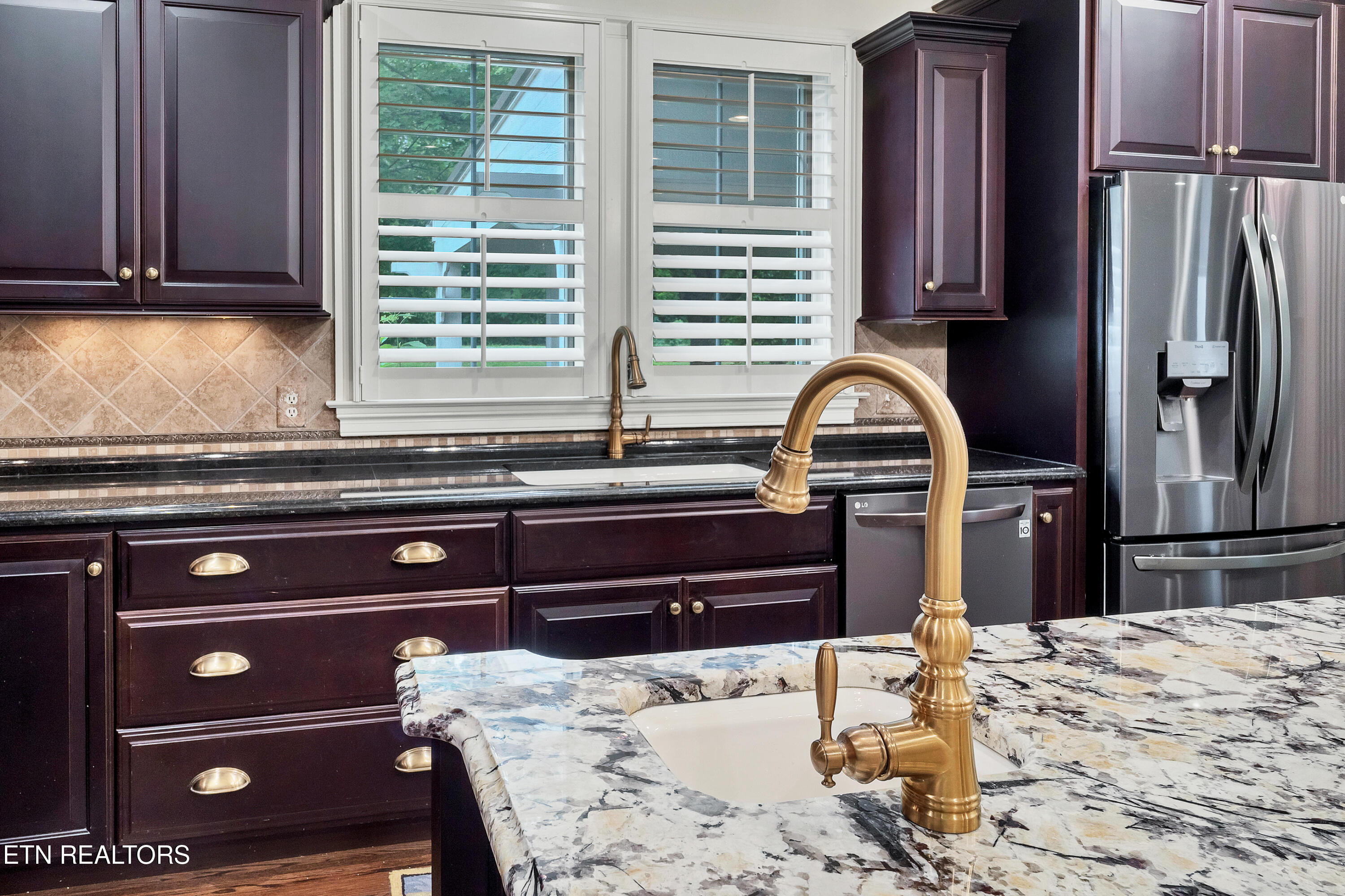 551 Colonial Ridge Lane Knoxville TN 37934