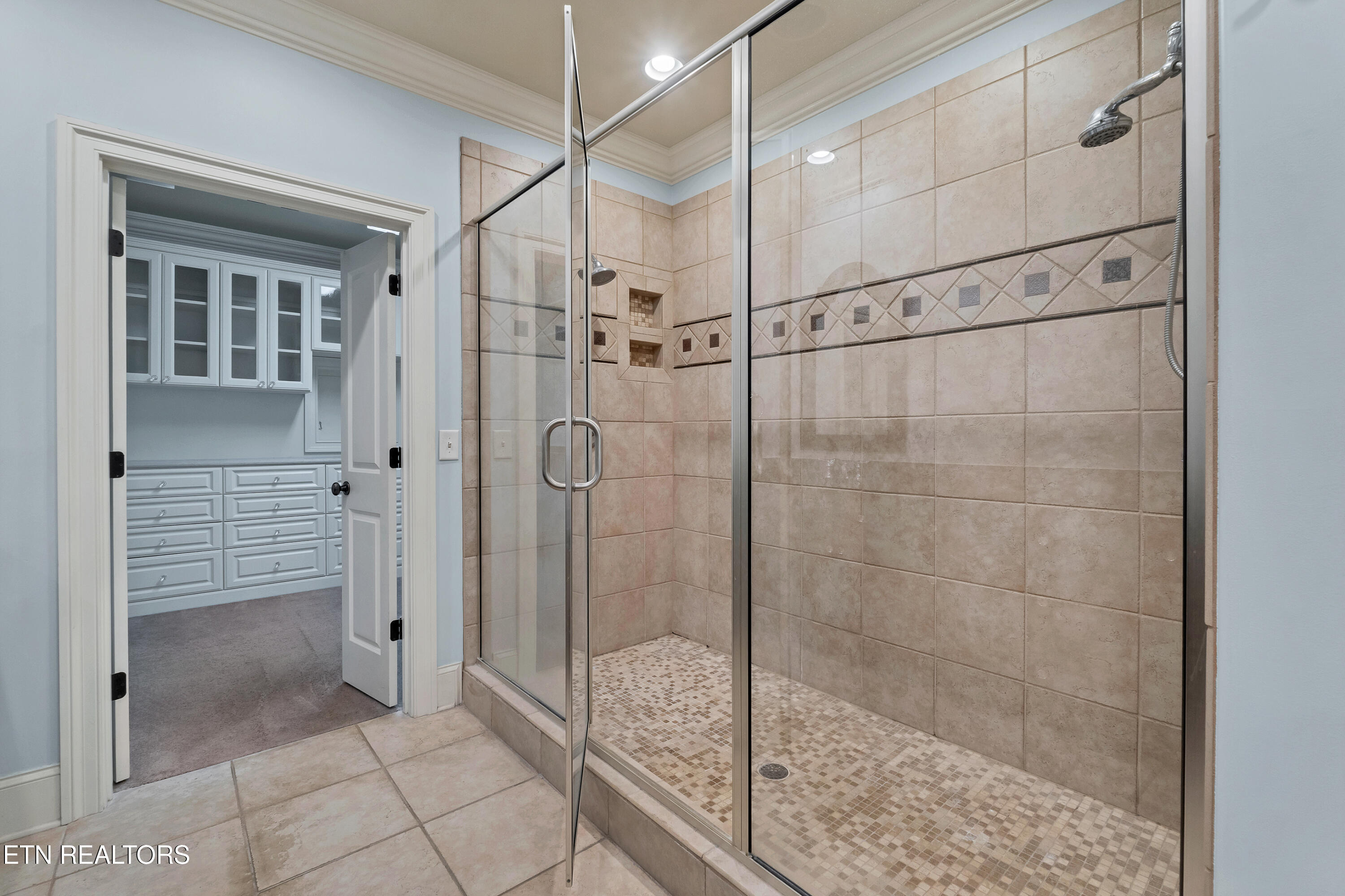 551 Colonial Ridge Lane Knoxville TN 37934