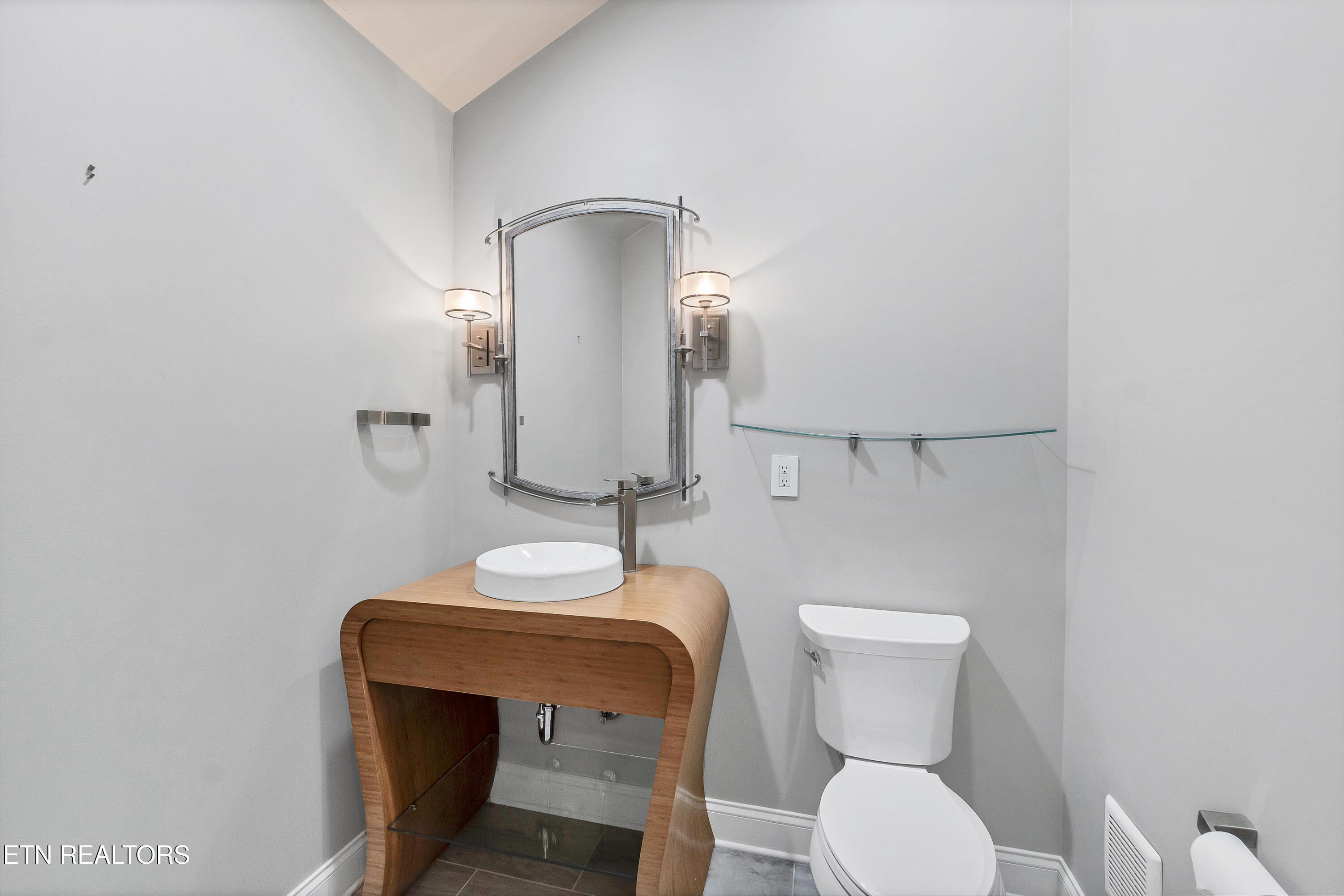 551 Colonial Ridge Lane Knoxville TN 37934