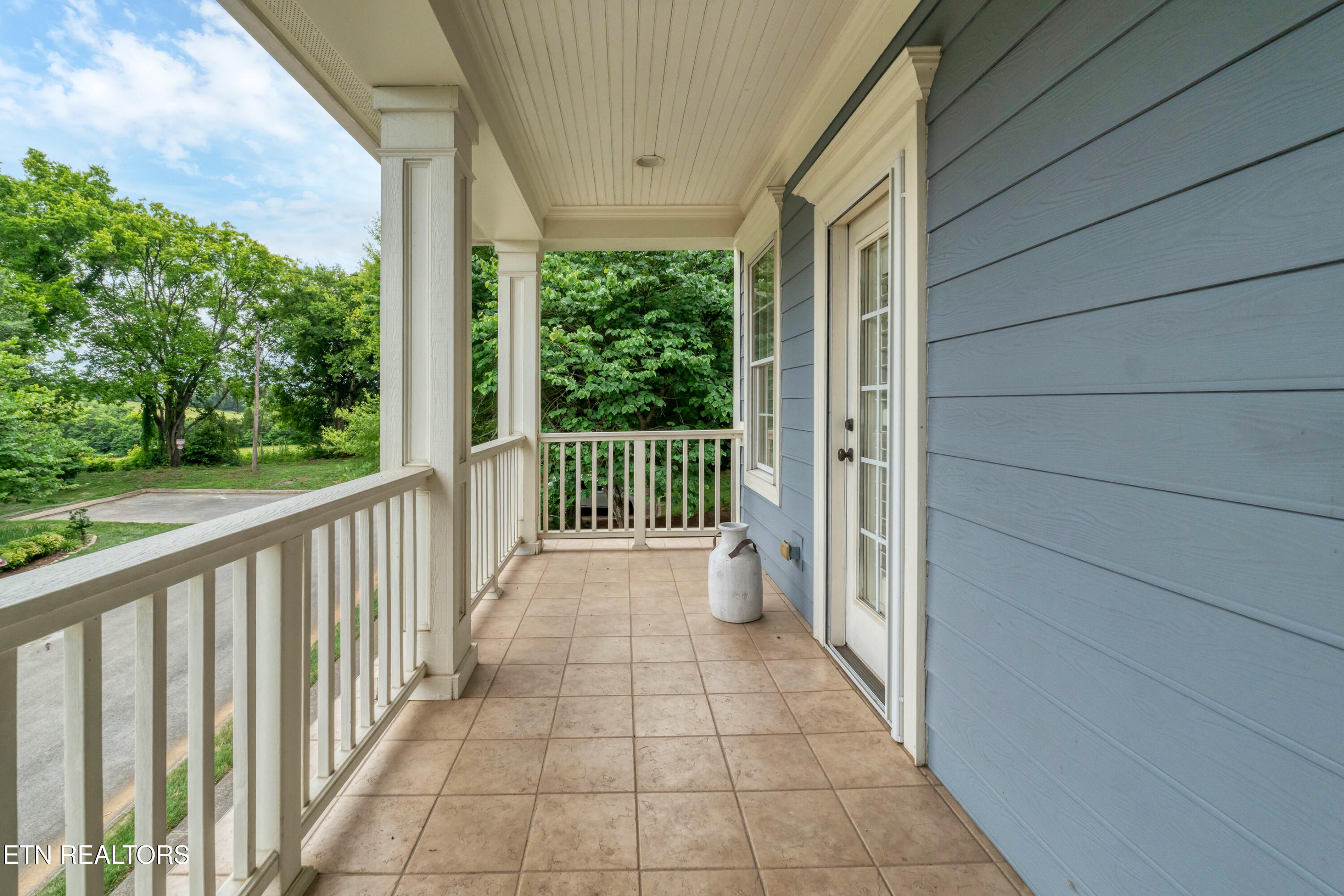 551 Colonial Ridge Lane Knoxville TN 37934