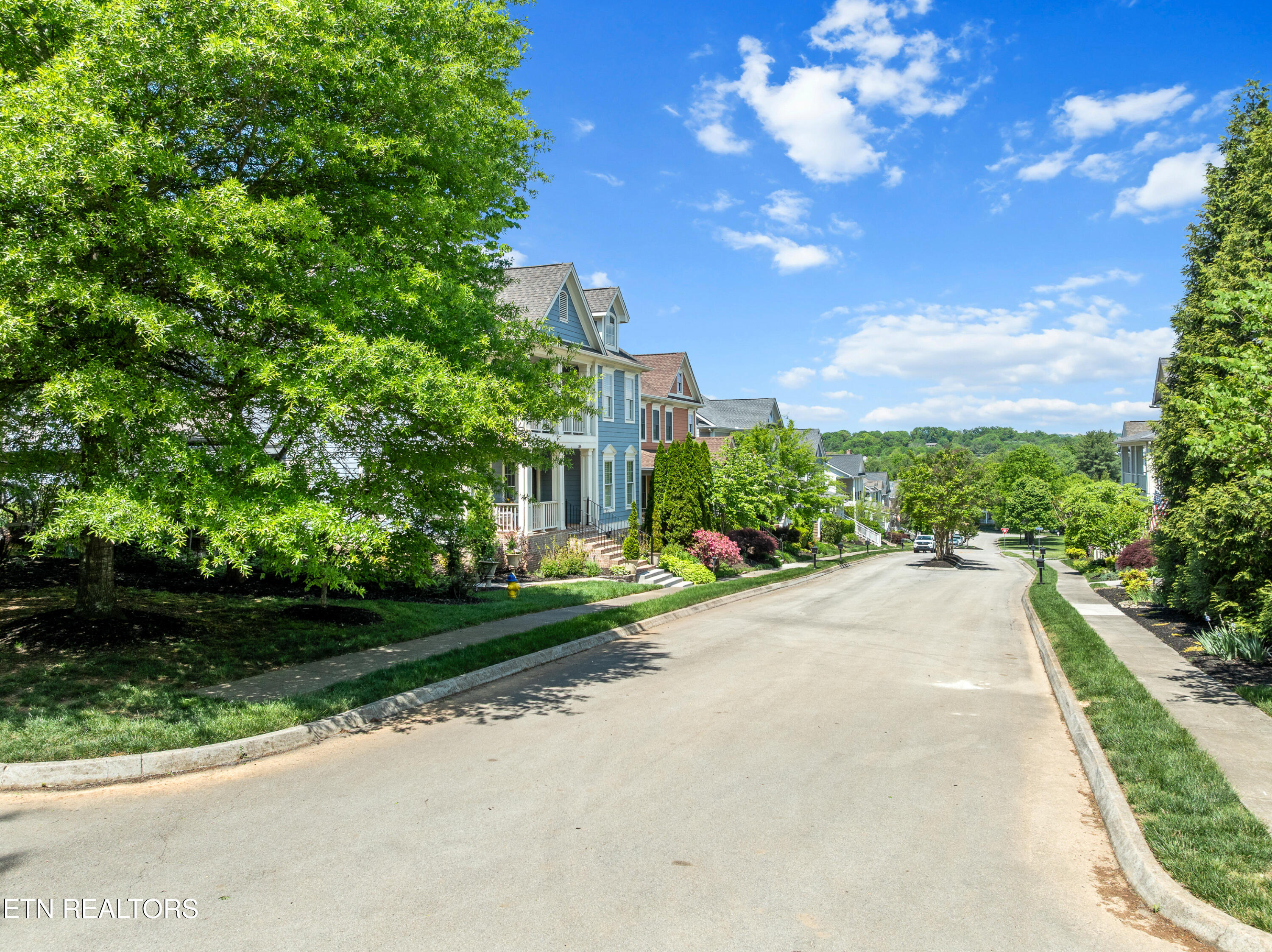 551 Colonial Ridge Lane Knoxville TN 37934