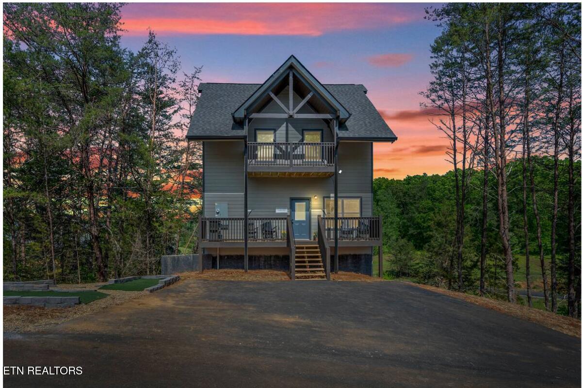 302 Paul Lafollette Way Sevierville TN 37876