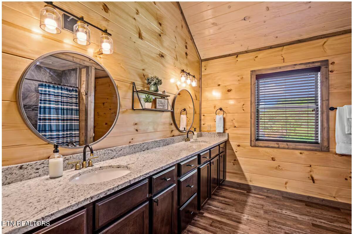 302 Paul Lafollette Way Sevierville TN 37876