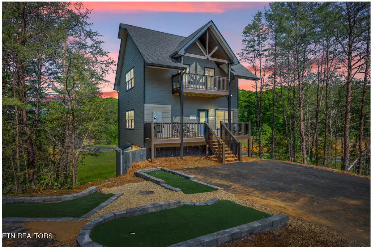 302 Paul Lafollette Way Sevierville TN 37876
