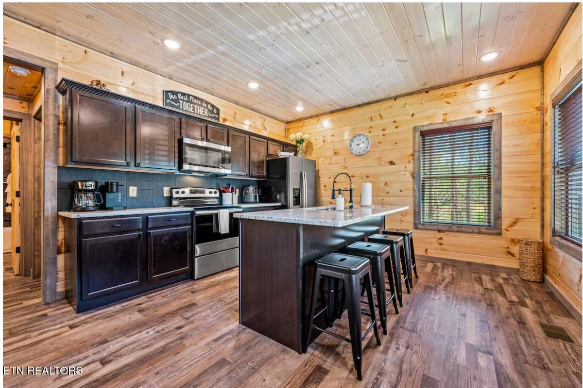 302 Paul Lafollette Way Sevierville TN 37876