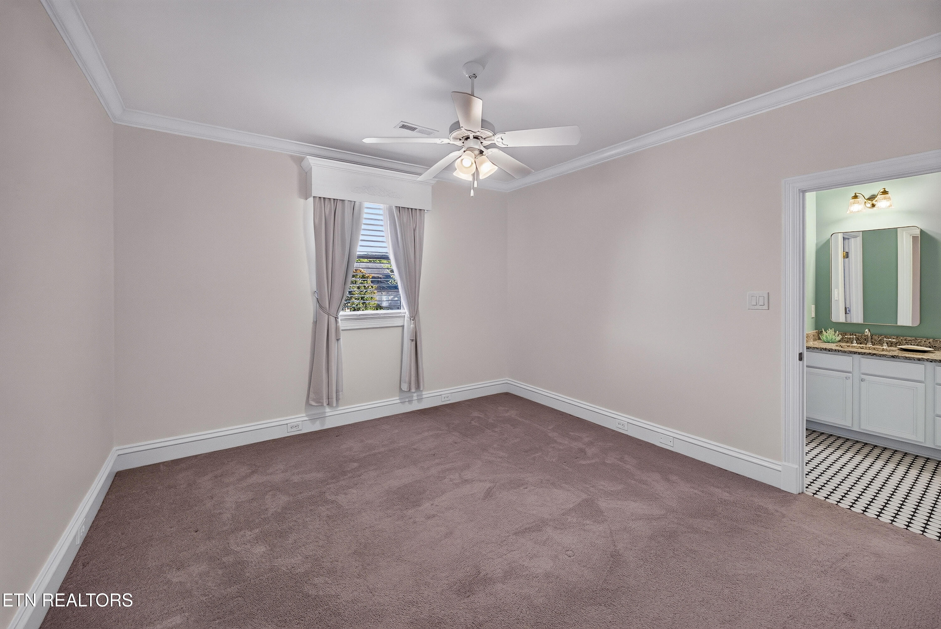 12213 Amberset Drive Knoxville TN 37922