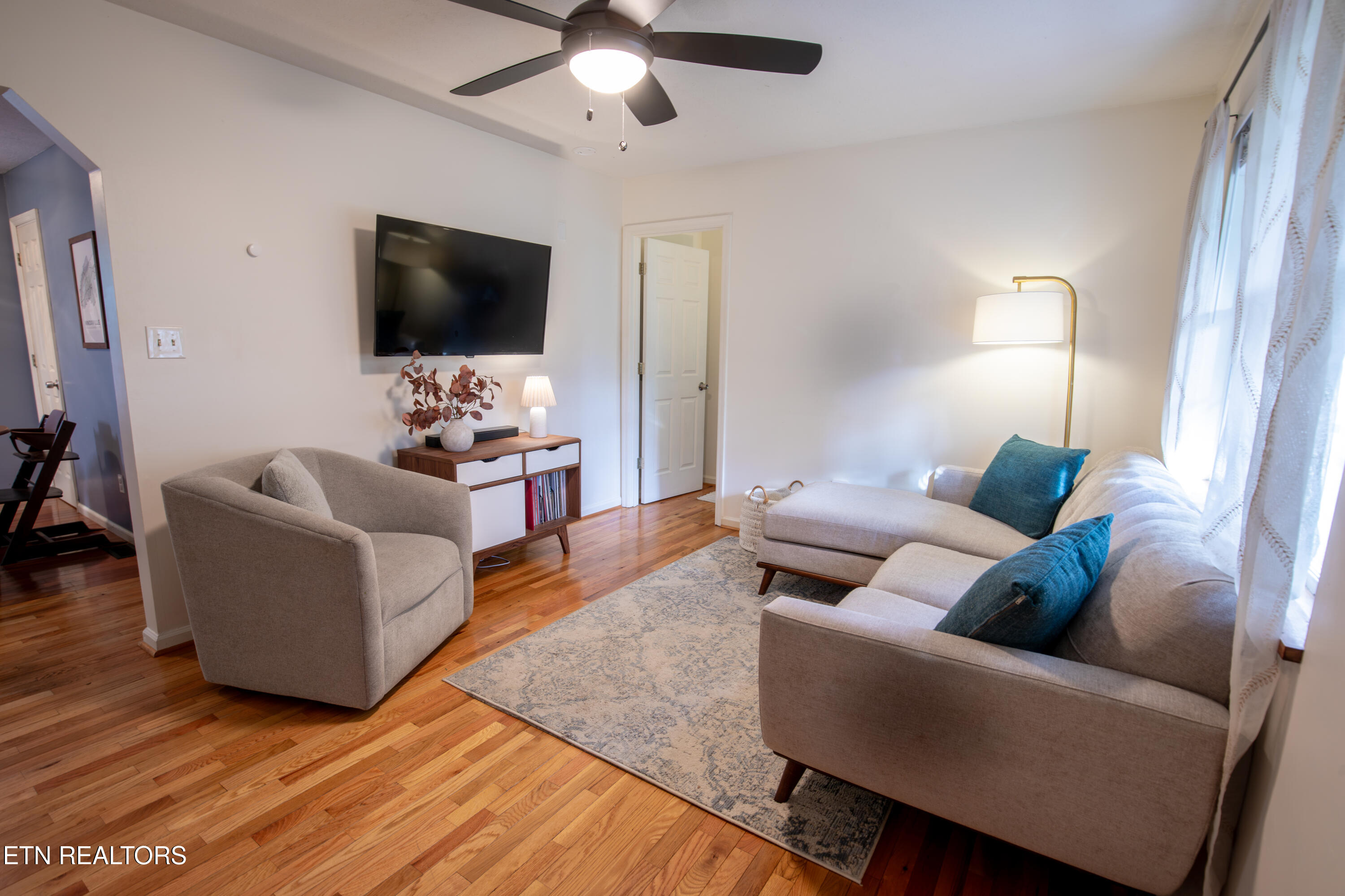 1427 Mcmillan Street Knoxville TN 37917