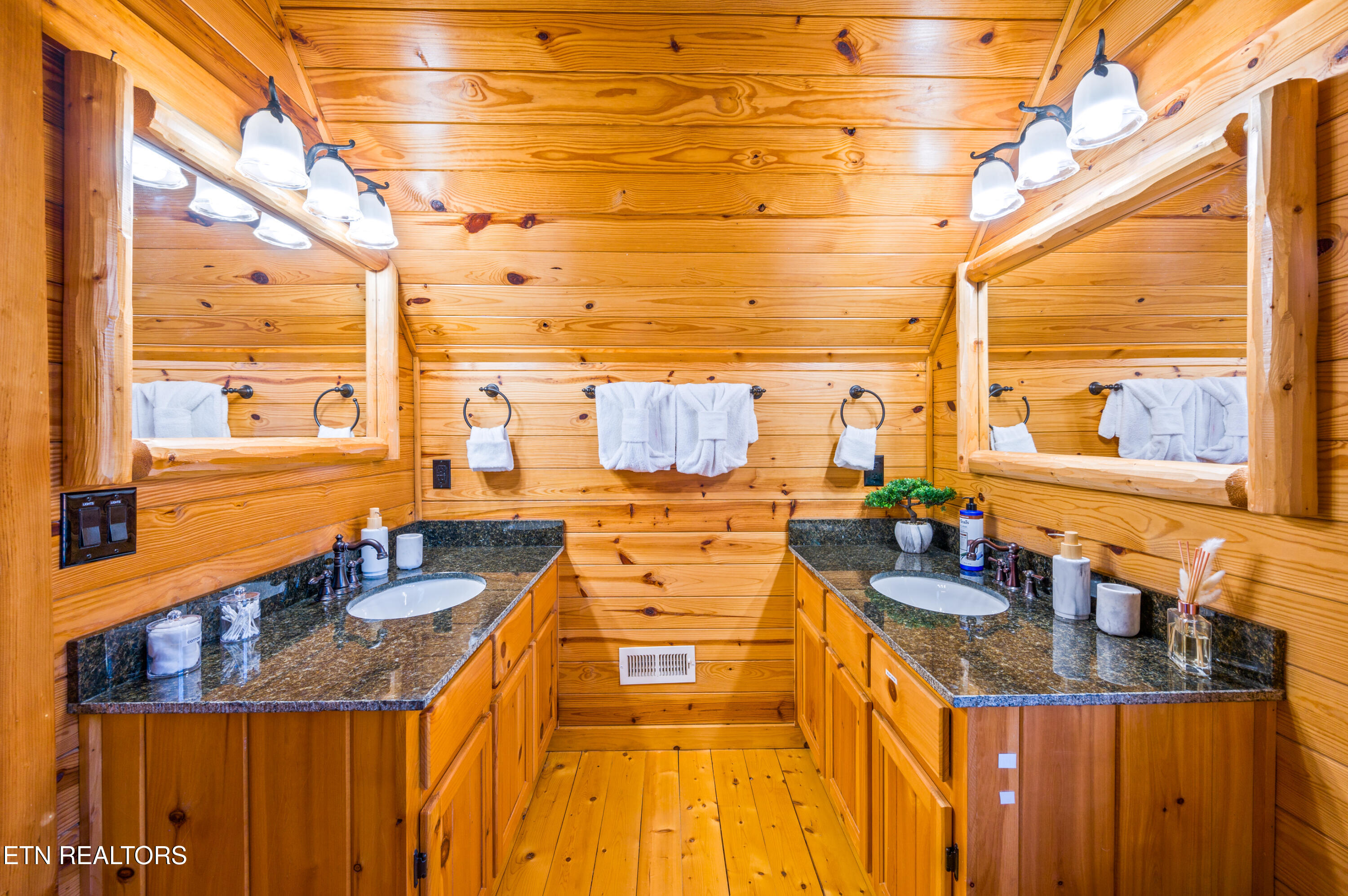 139 White Oak Resort Way Gatlinburg TN 37738