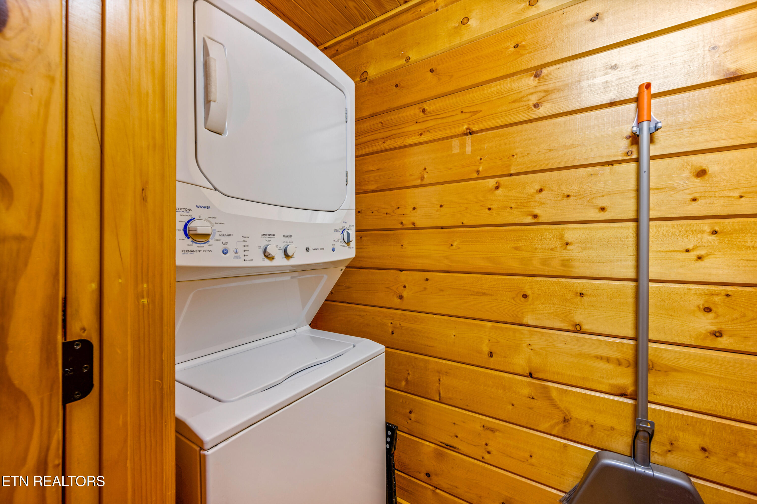 139 White Oak Resort Way Gatlinburg TN 37738