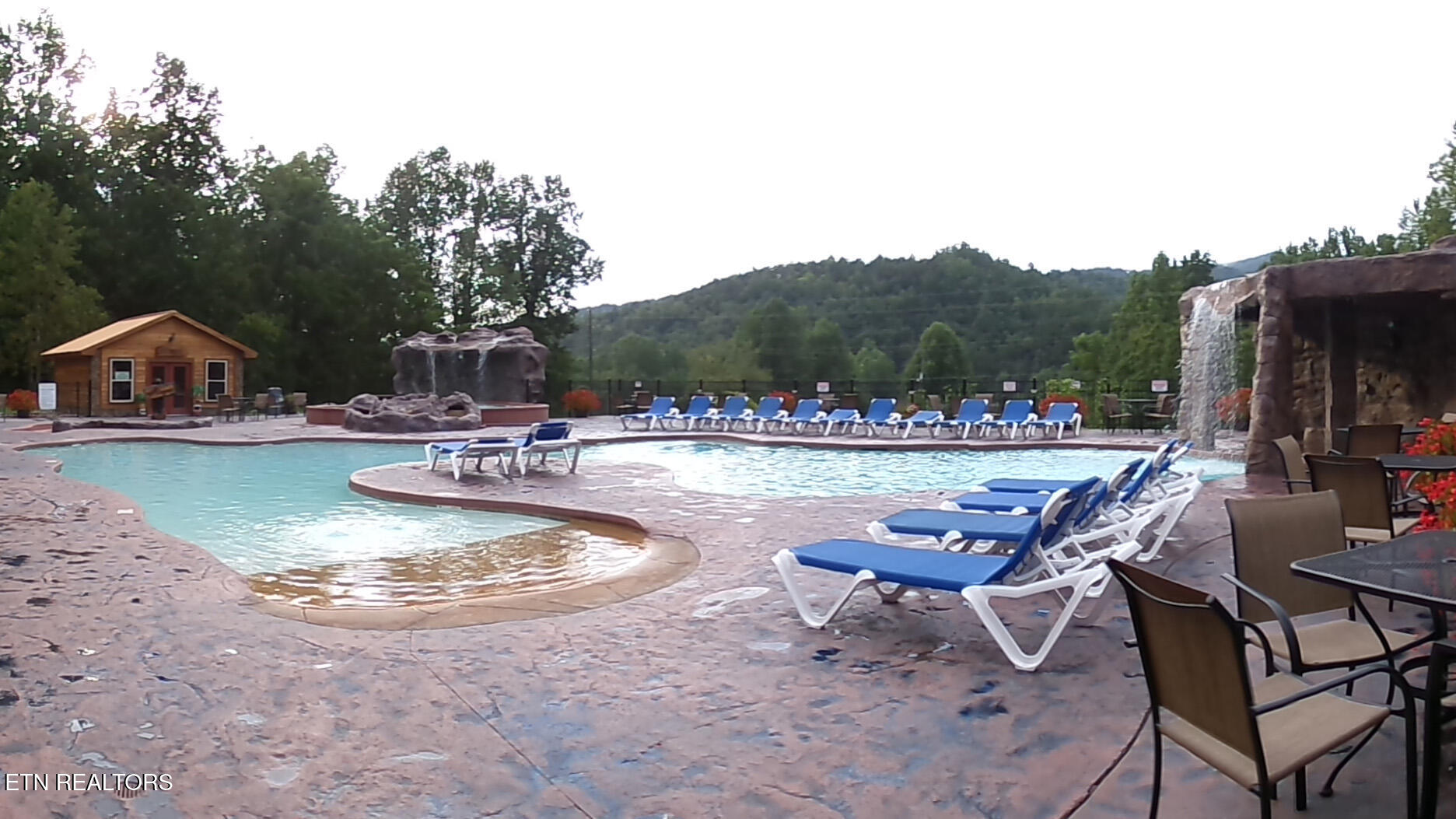 139 White Oak Resort Way Gatlinburg TN 37738