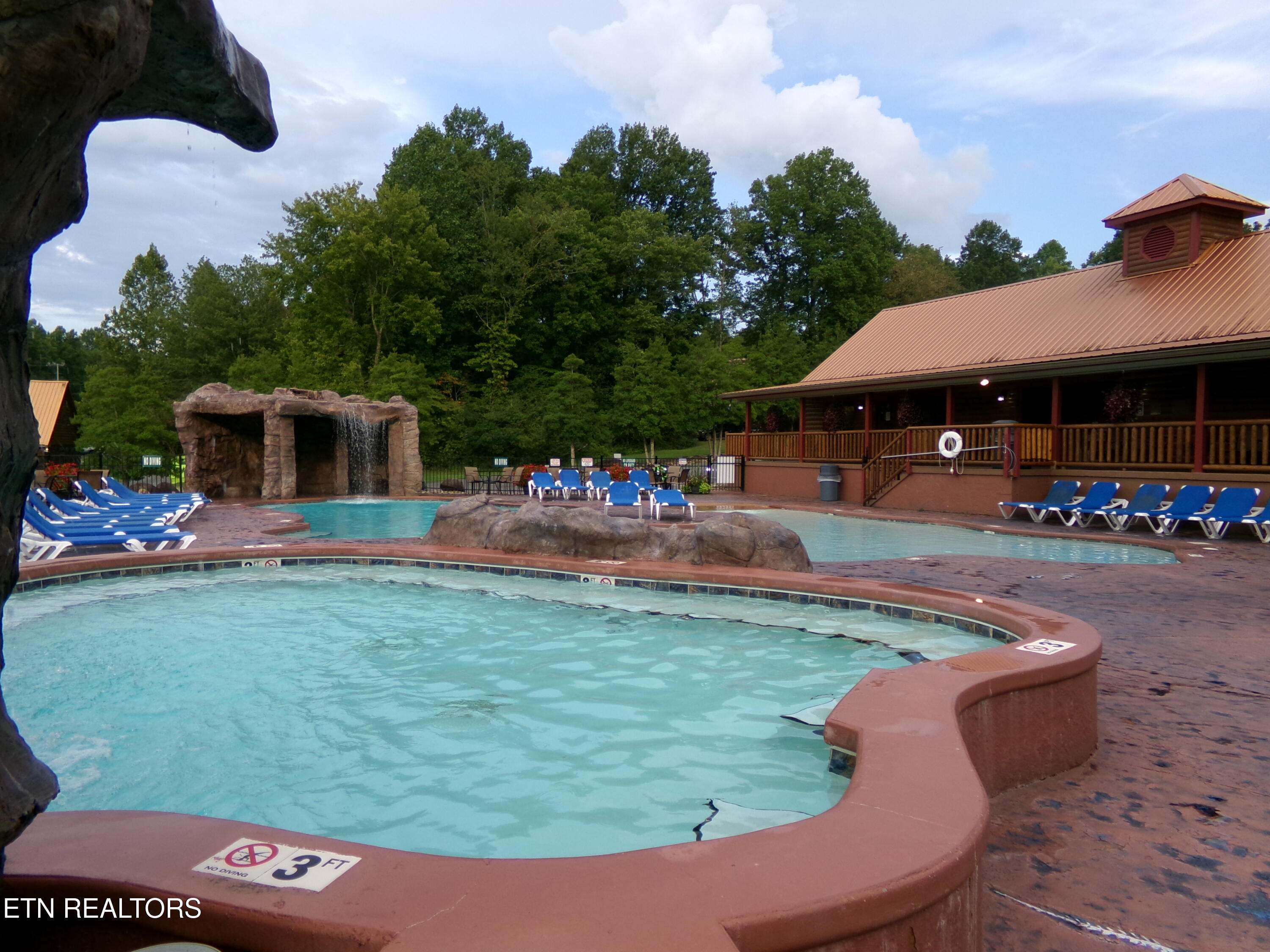 139 White Oak Resort Way Gatlinburg TN 37738