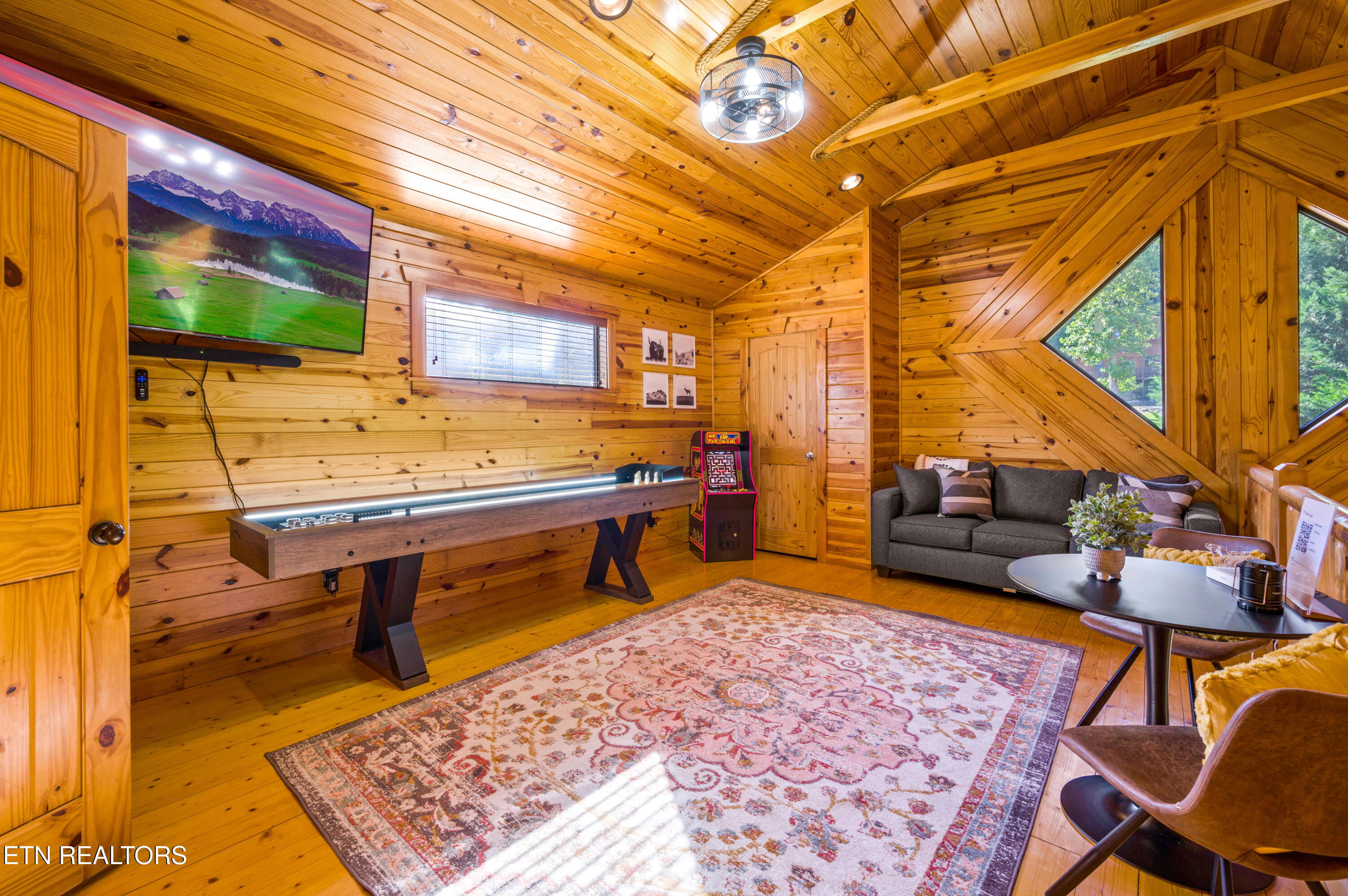 139 White Oak Resort Way Gatlinburg TN 37738