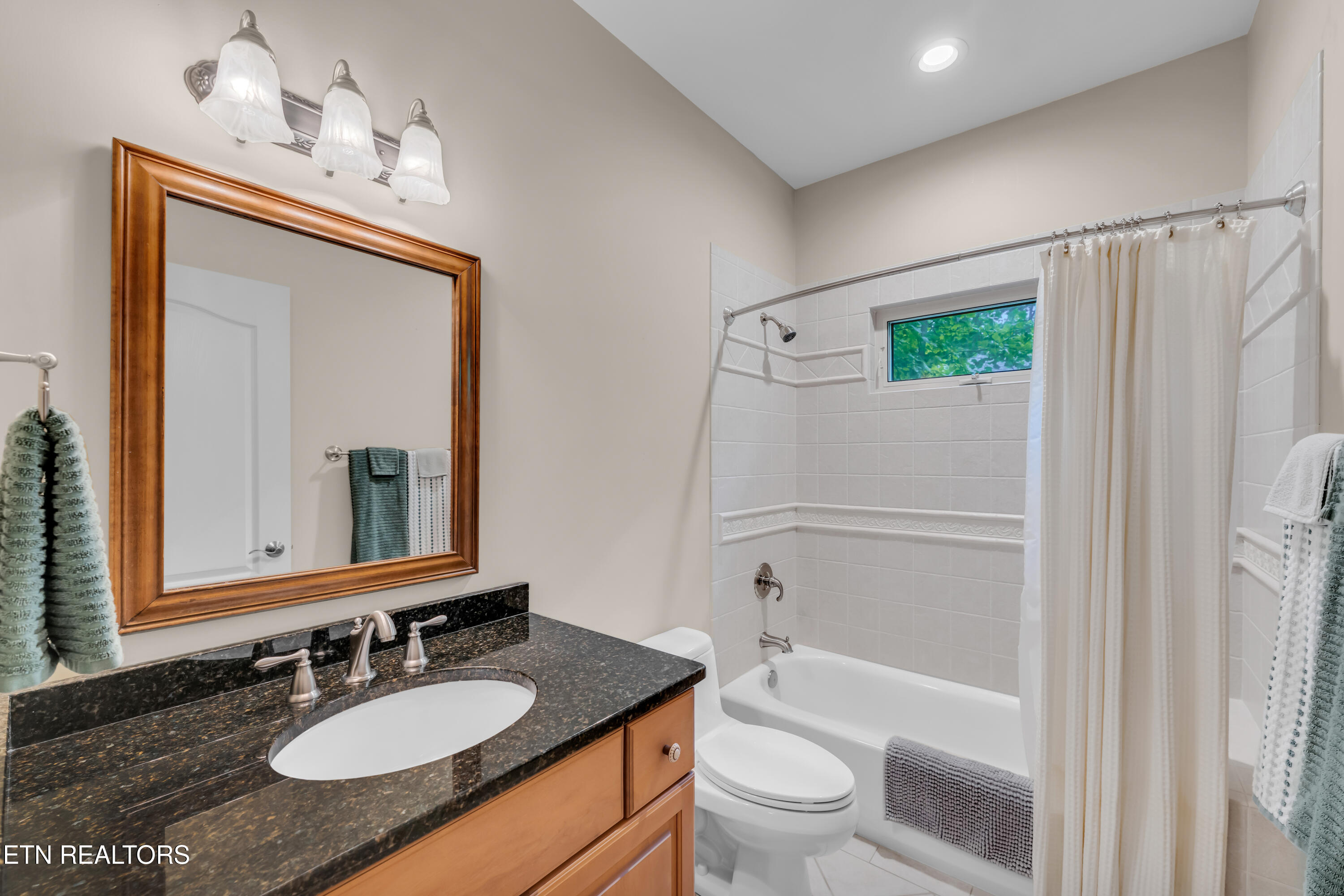 150 Mountain View Drive Crossville TN 38558