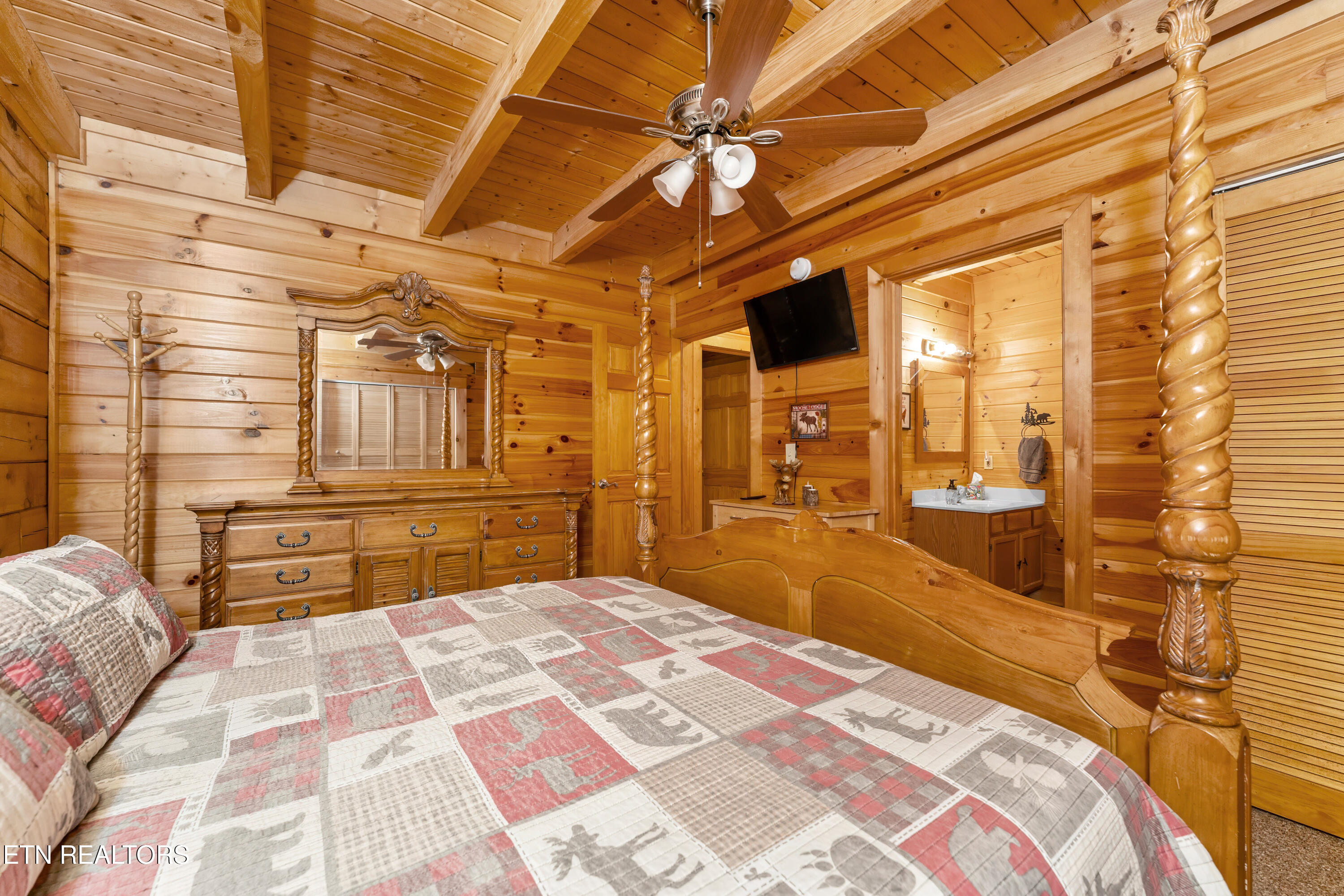 1074 Willard Way Sevierville TN 37876