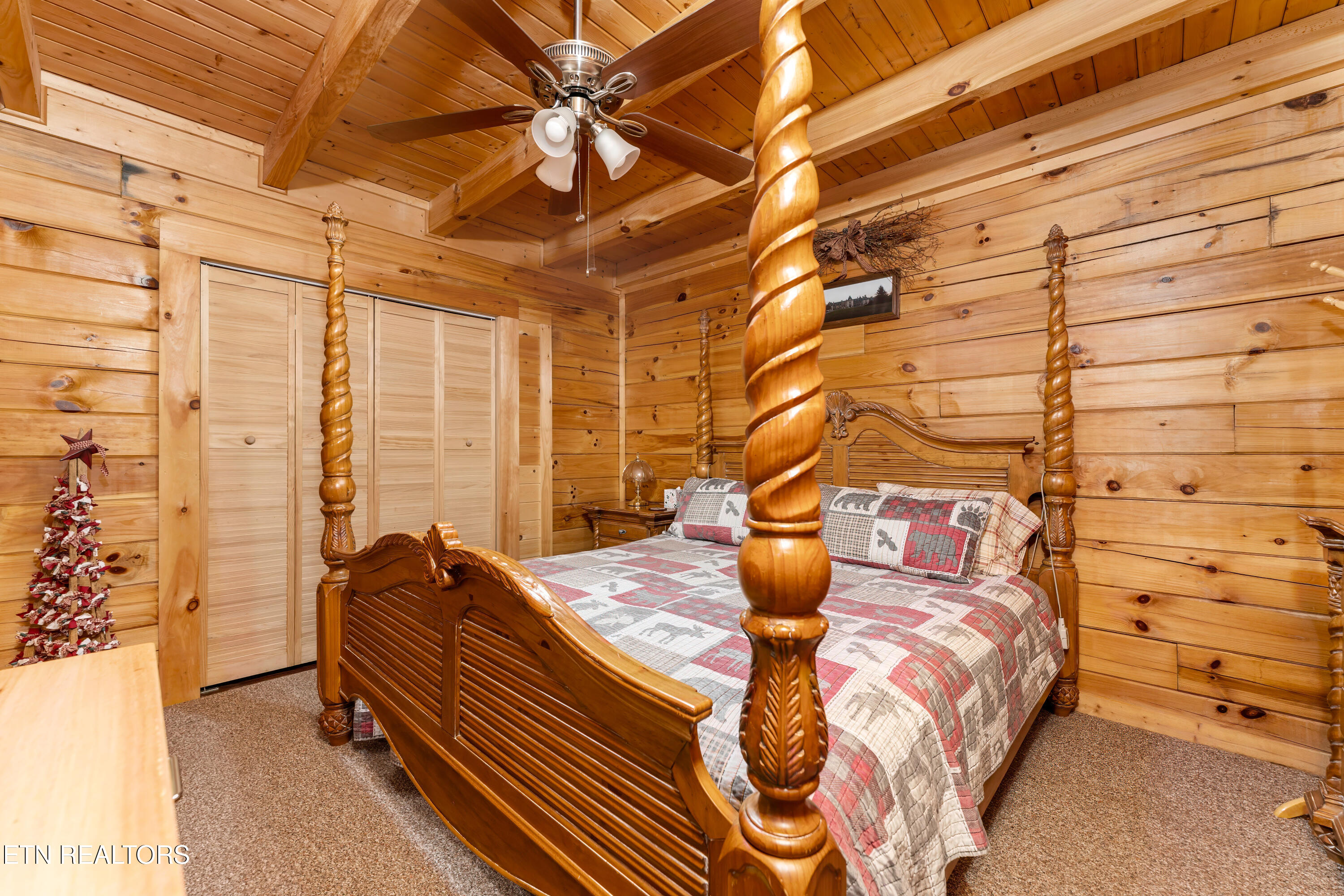 1074 Willard Way Sevierville TN 37876
