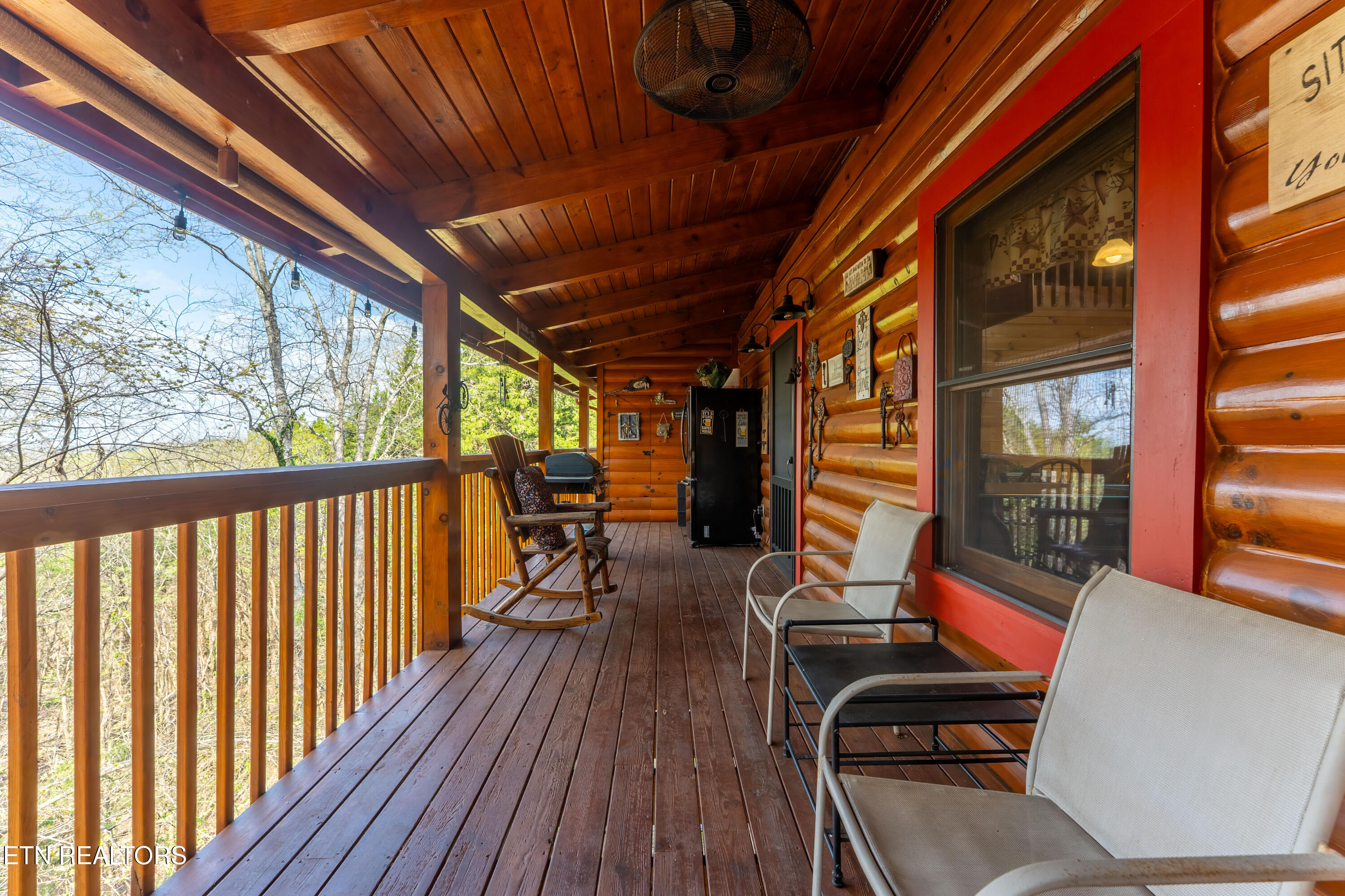 1074 Willard Way Sevierville TN 37876