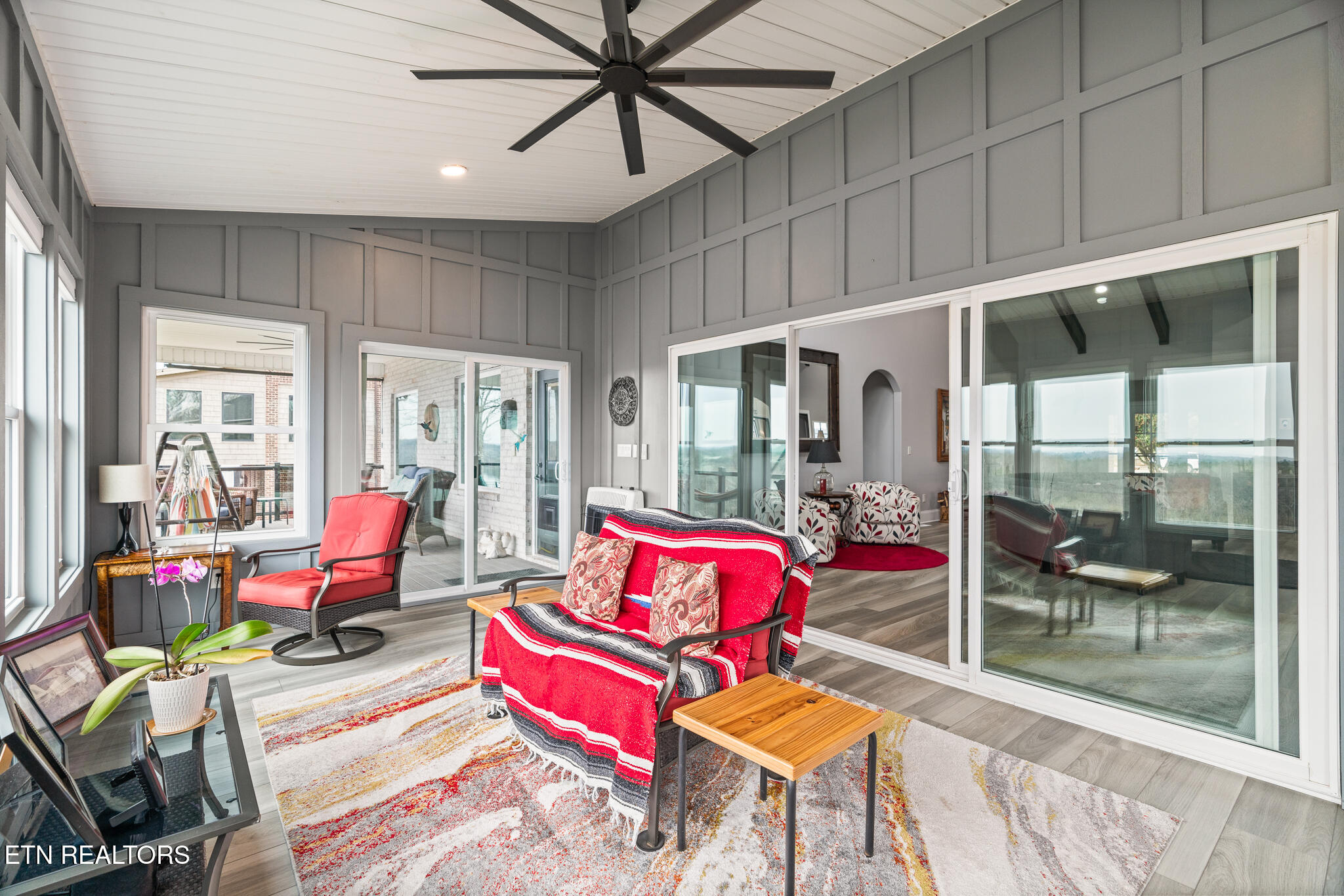 205 Waters Edge Way Lenoir City TN 37771