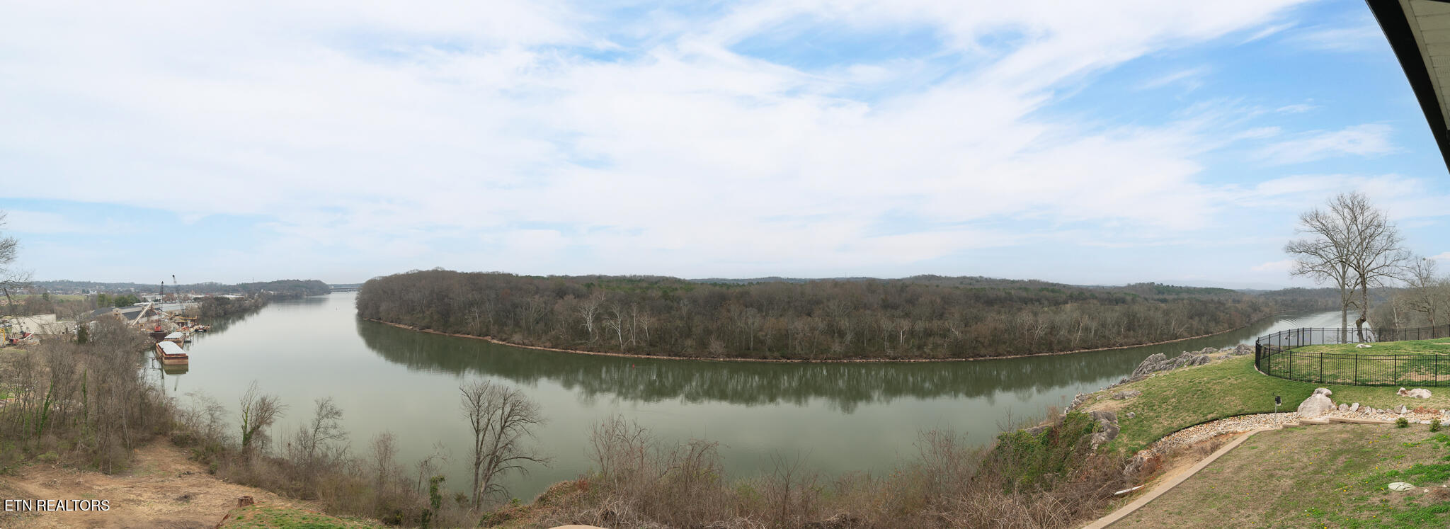 205 Waters Edge Way Lenoir City TN 37771