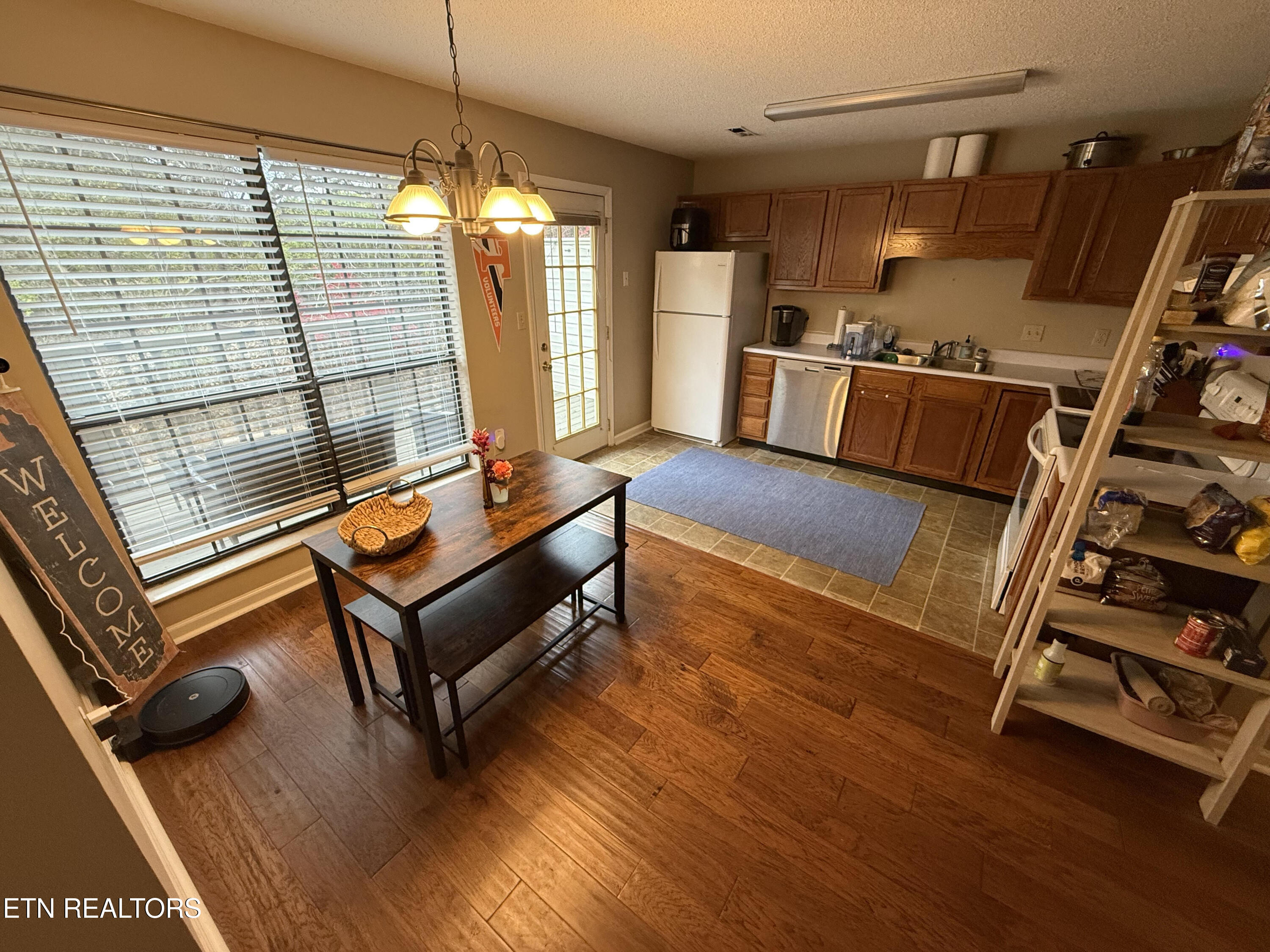 437 S Gallaher View Road Knoxville TN 37919